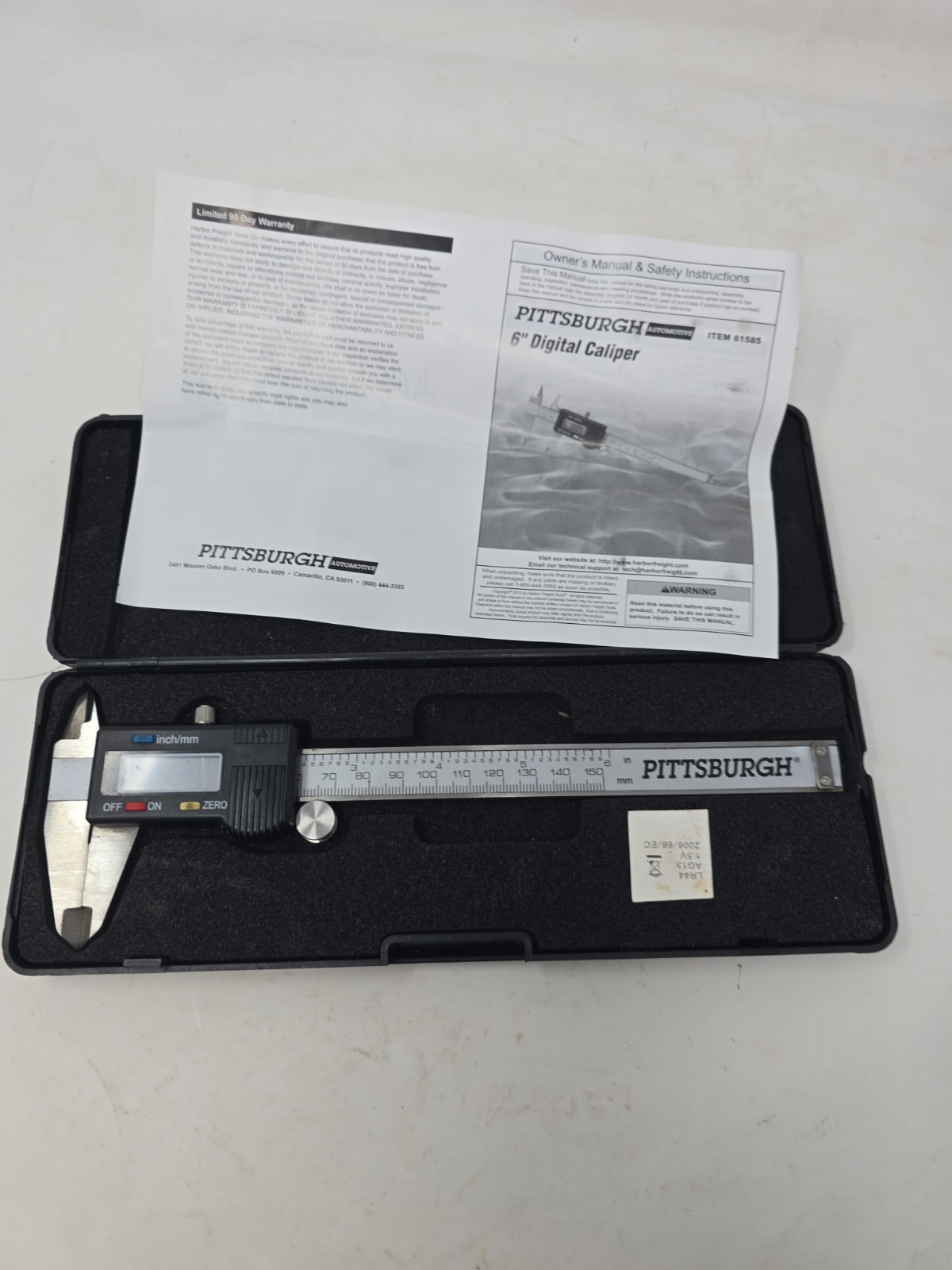 Pittsburgh 62569 Digital Caliper, 6″ with SAE and Metric Fractional Readings