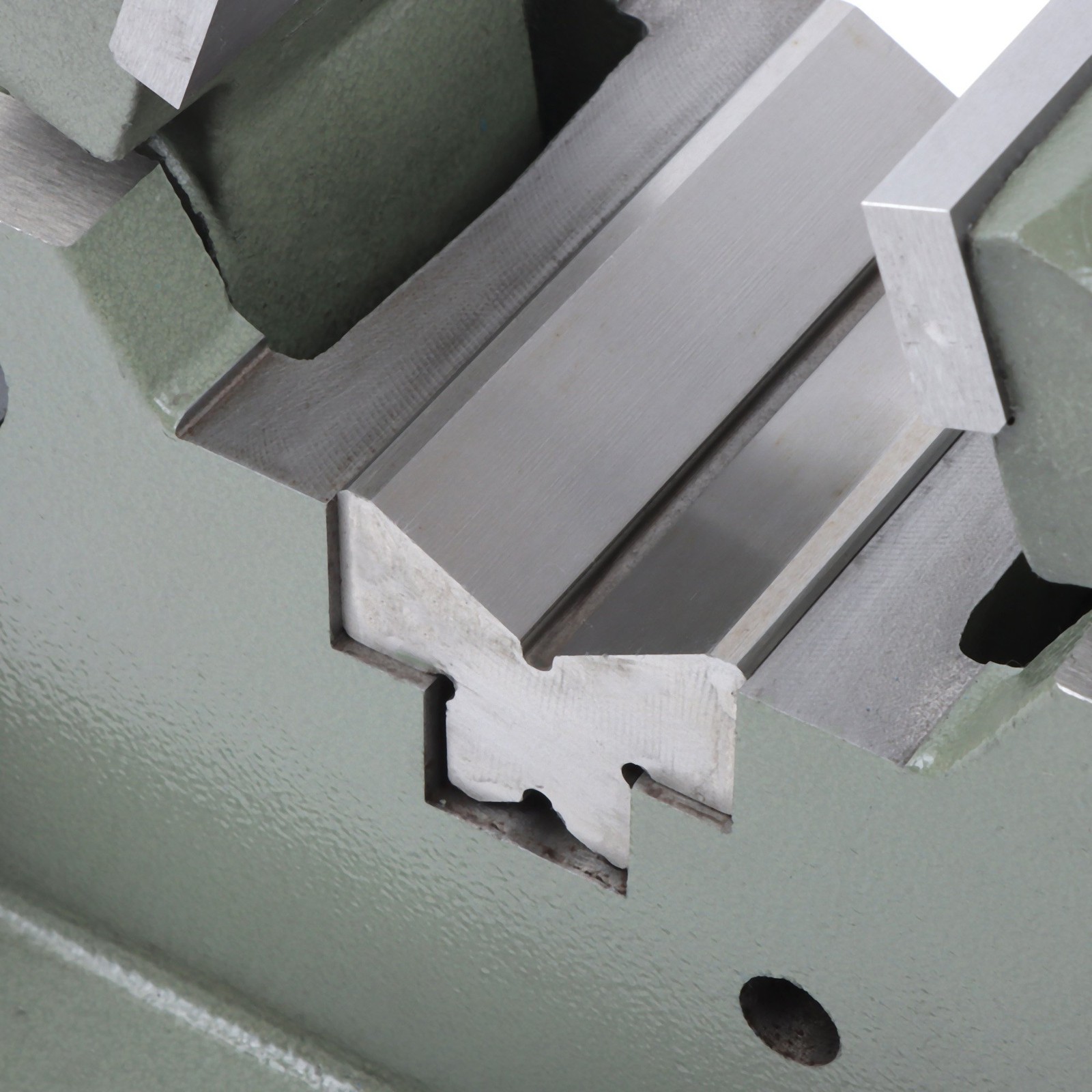 4″ Horizontal Vertical Machine Vise For Holding Shafts And Round Parts Hardened