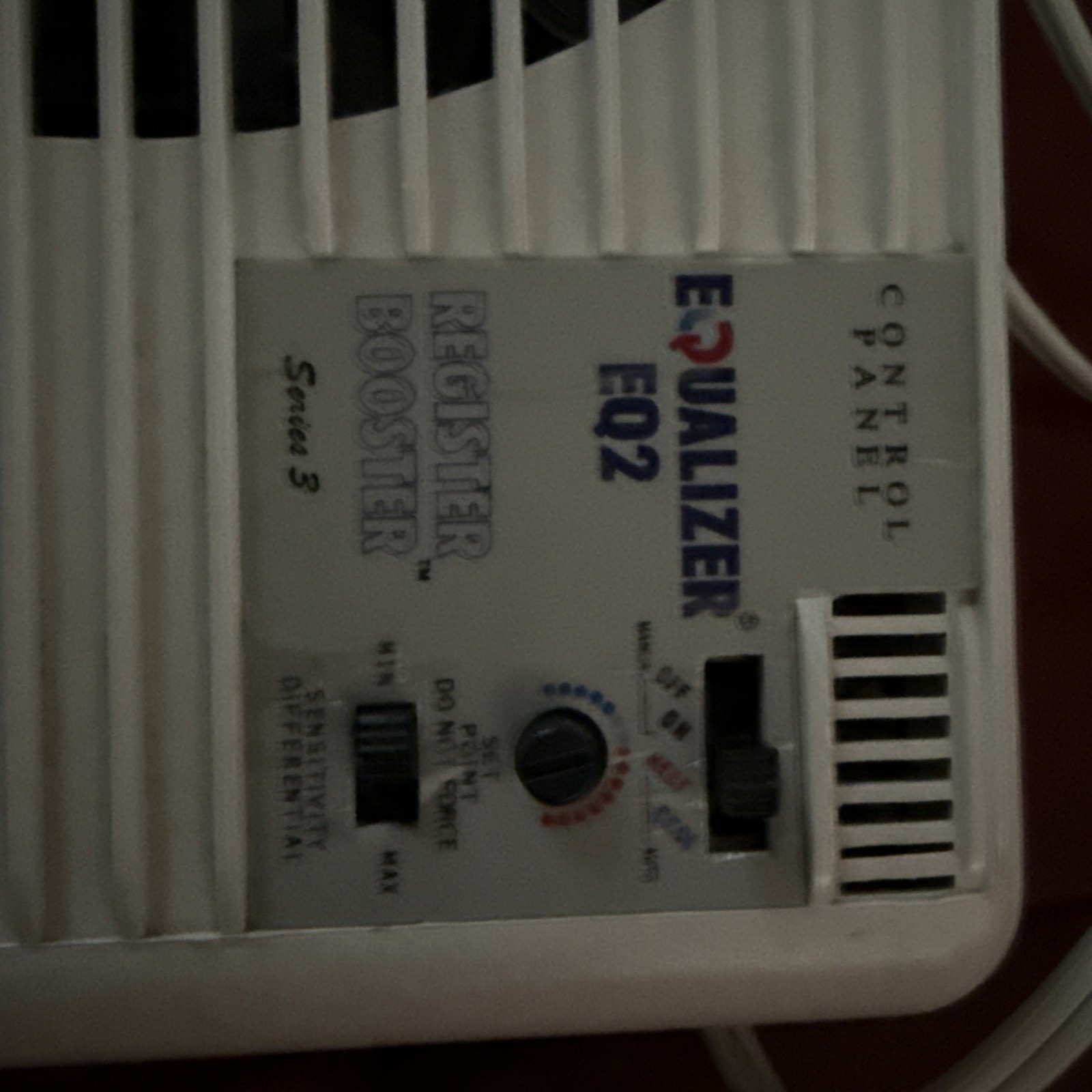 Suncourt Equalizer EQ2 Register Booster Fan White HC300 120V Corded Electric