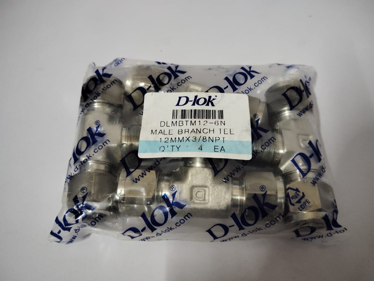 D-lok DLMBTM12-6N Male Branch Tee Tube Fittings – Lot of 4