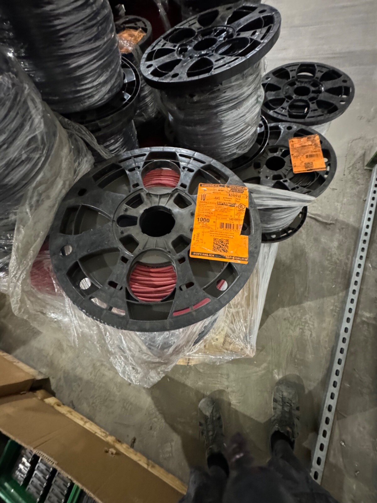 New 1000’ feet for reel #10 number xhhw-2 stranded red wire