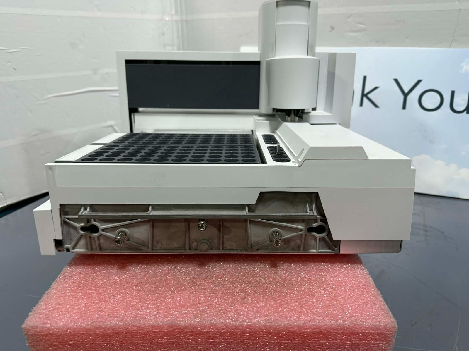 Agilent G4514A 7693 Autosampler w 100-position sample tray for GC System