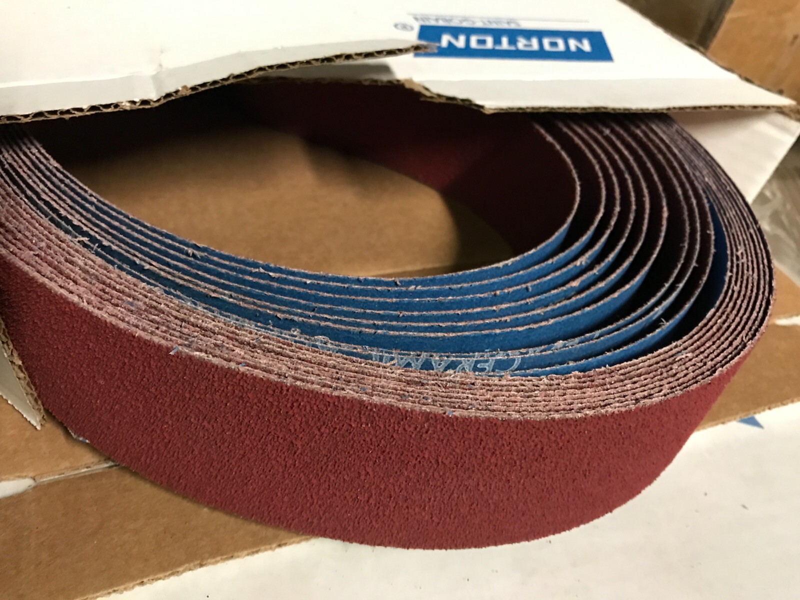 NORTON SANDING BELTS R981 50 GRIT 2″ x 90″ (10 belts per box)