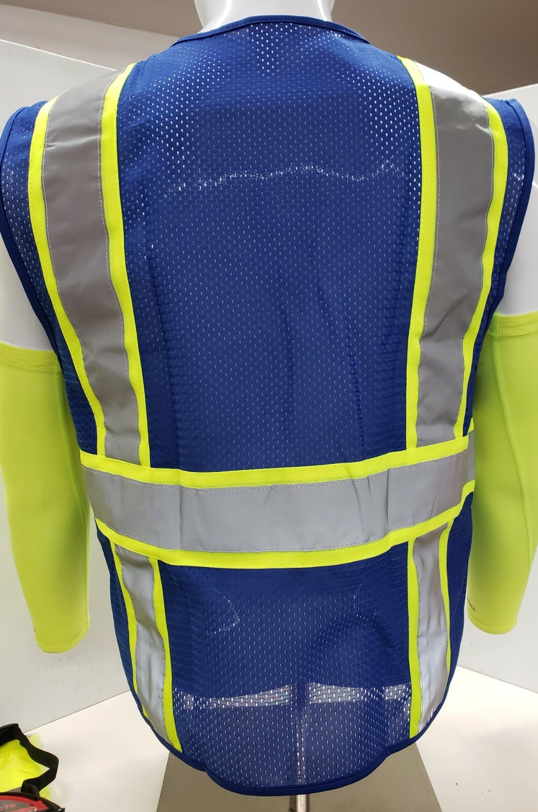 FX High Visibility Reflective BLACK OR BLUE Safety Vest w/ ID pocket FXSV2000-BK