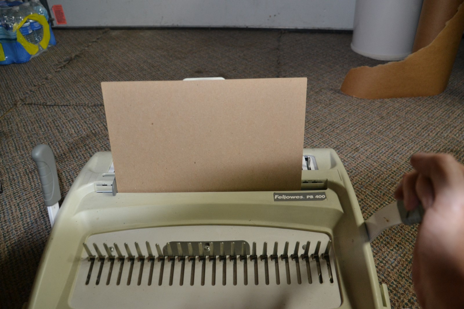 Fellowes PB400 Punch Comb Binding Combo Machine