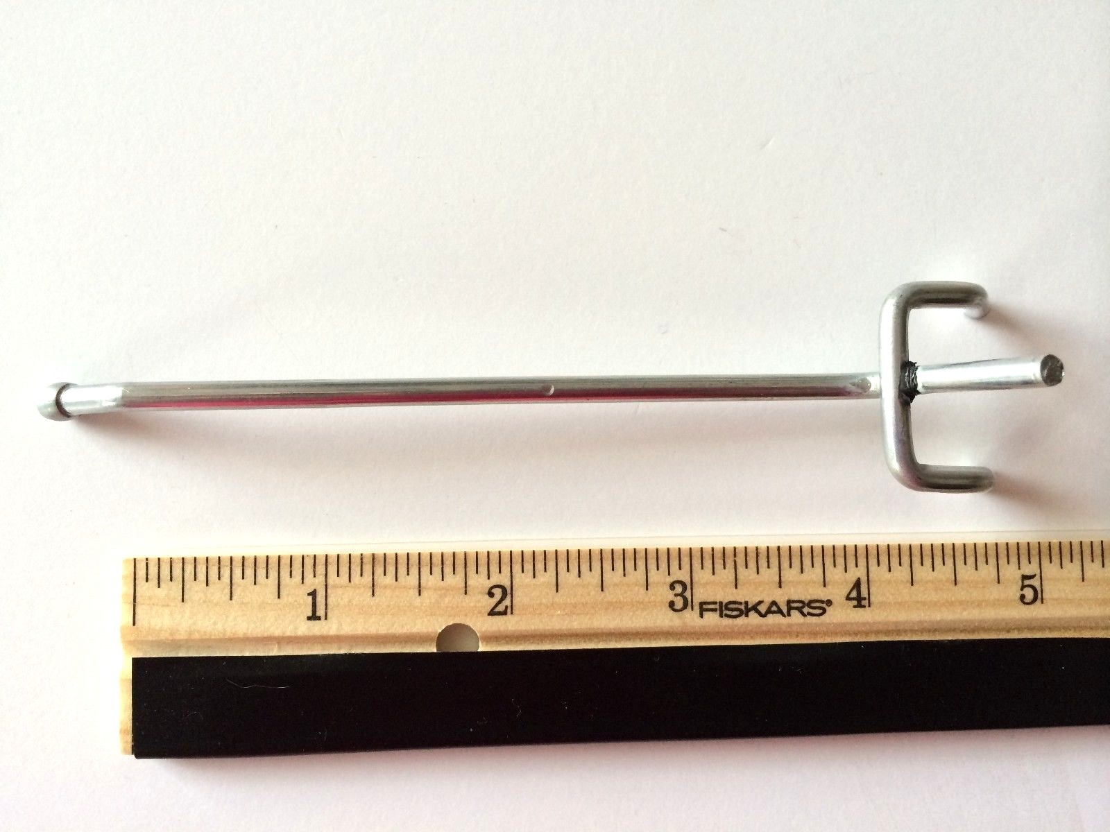 (200 PACK) 4 Inch All Metal Peg Hooks 1/8 to 1/4″ Pegboard, Slatwall, Garage kit