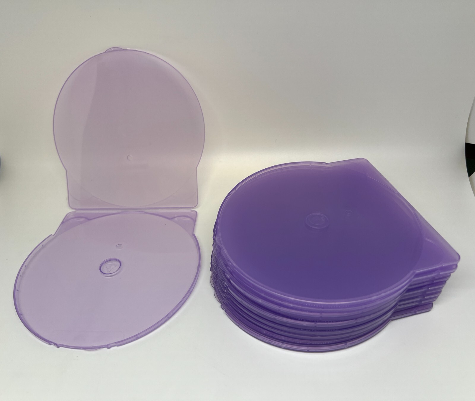 SALE! 50 NEW CD /DVD 120MM POLY SHELL CLAM CSHELL, PURPLE MFLE-1013, MADE IN US