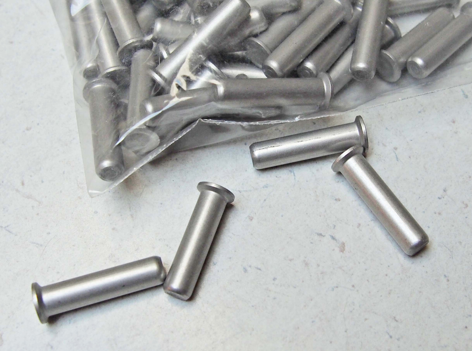 Rivets Flat Head Solid 1100 Aluminum 7/32″ dia x .90″ Shank Length
