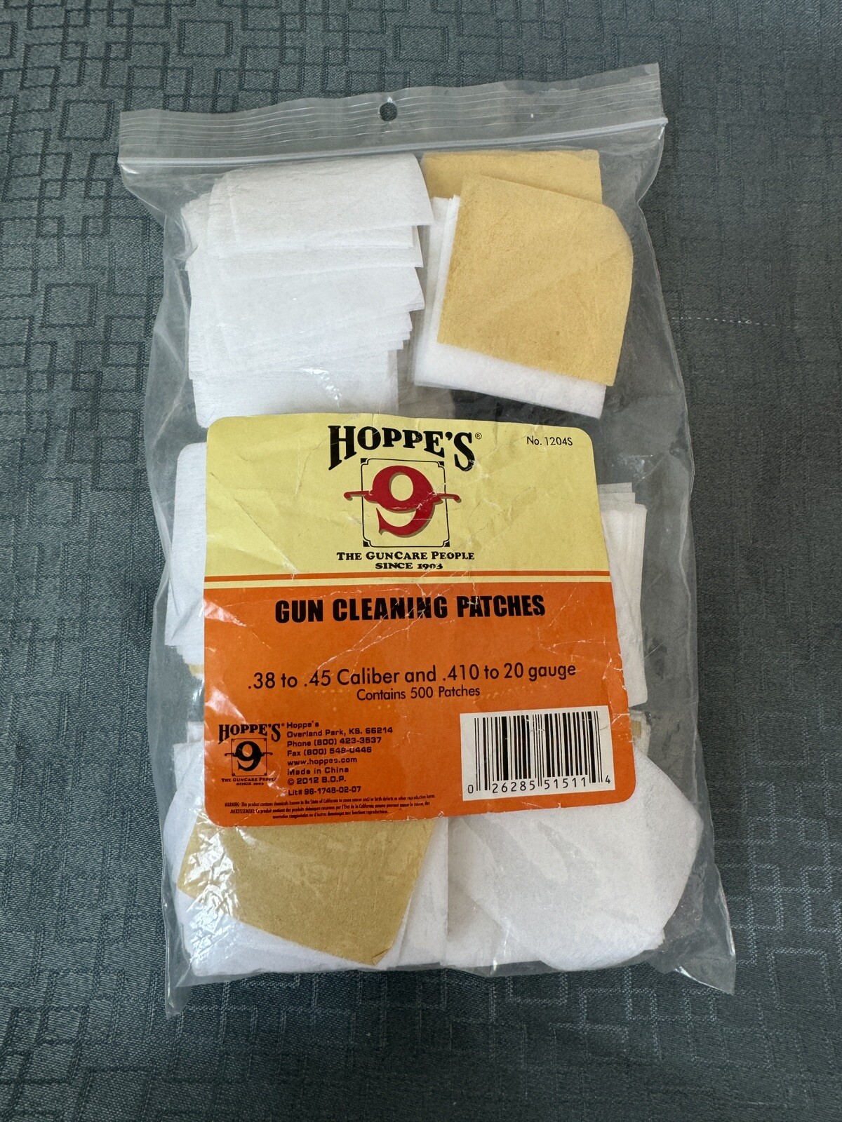 Hoppe’s Cleaning Patches .38-.45 Caliber .410-20 Gauge Square (500 Pack, 1204S)
