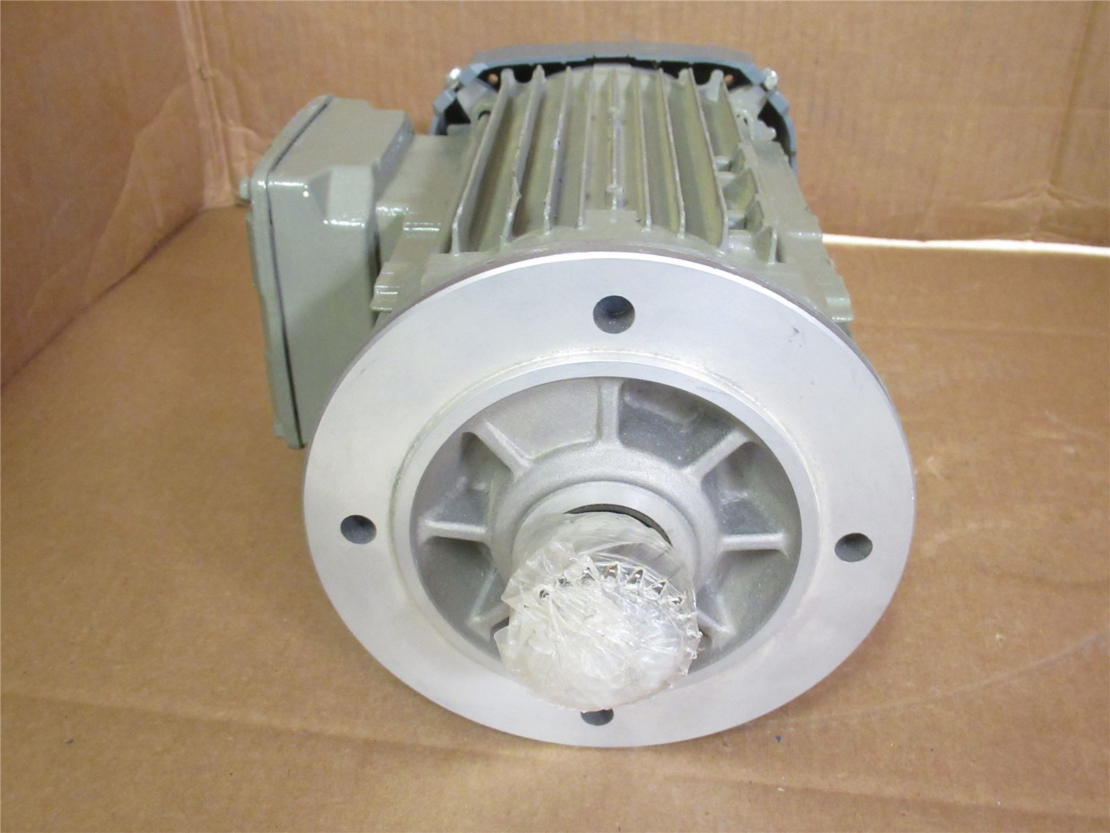 240180 Old-Stock; SEW DRN80M4/FG/TH/DH AC Motor 1HP 230/460V; 300-1800RPM; 60Hz