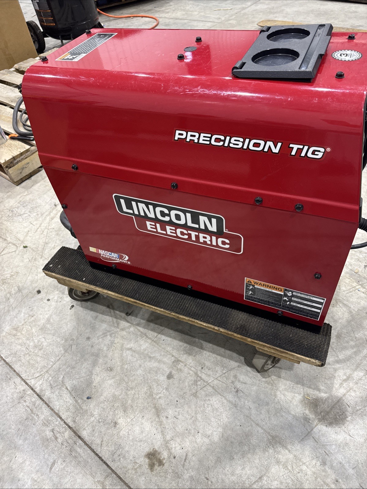 Lincoln Precision TIG 225 TIG Welder with Torch, Foot Pedal Ground clamp Chord