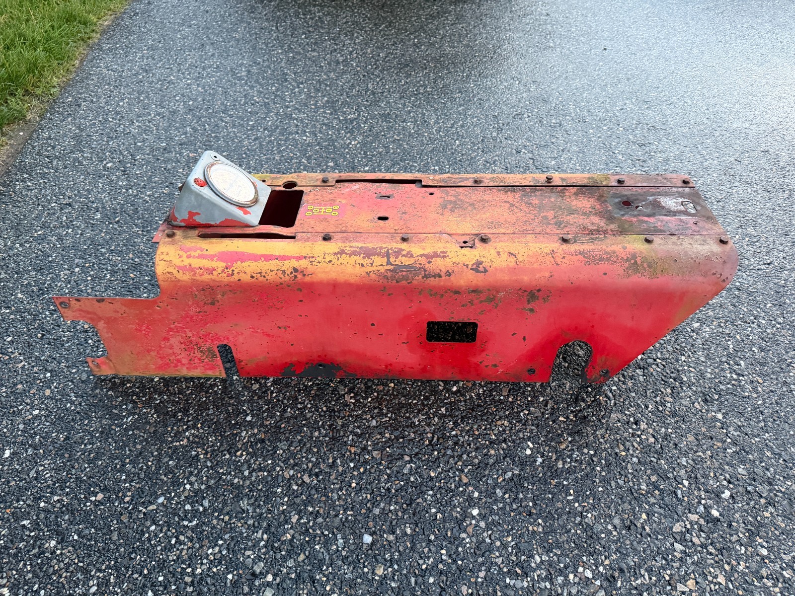 Massey Harris 333 444 Hydraulic Control Cover & Tachometer