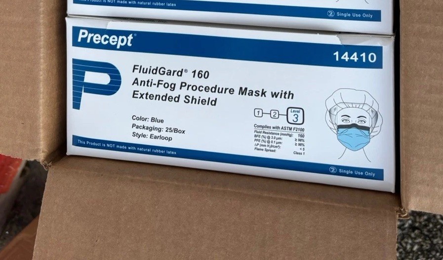 Pack Of 25 Mask & extended shield, masks # 14410 Precept Fluidgard 160 Anti-fog