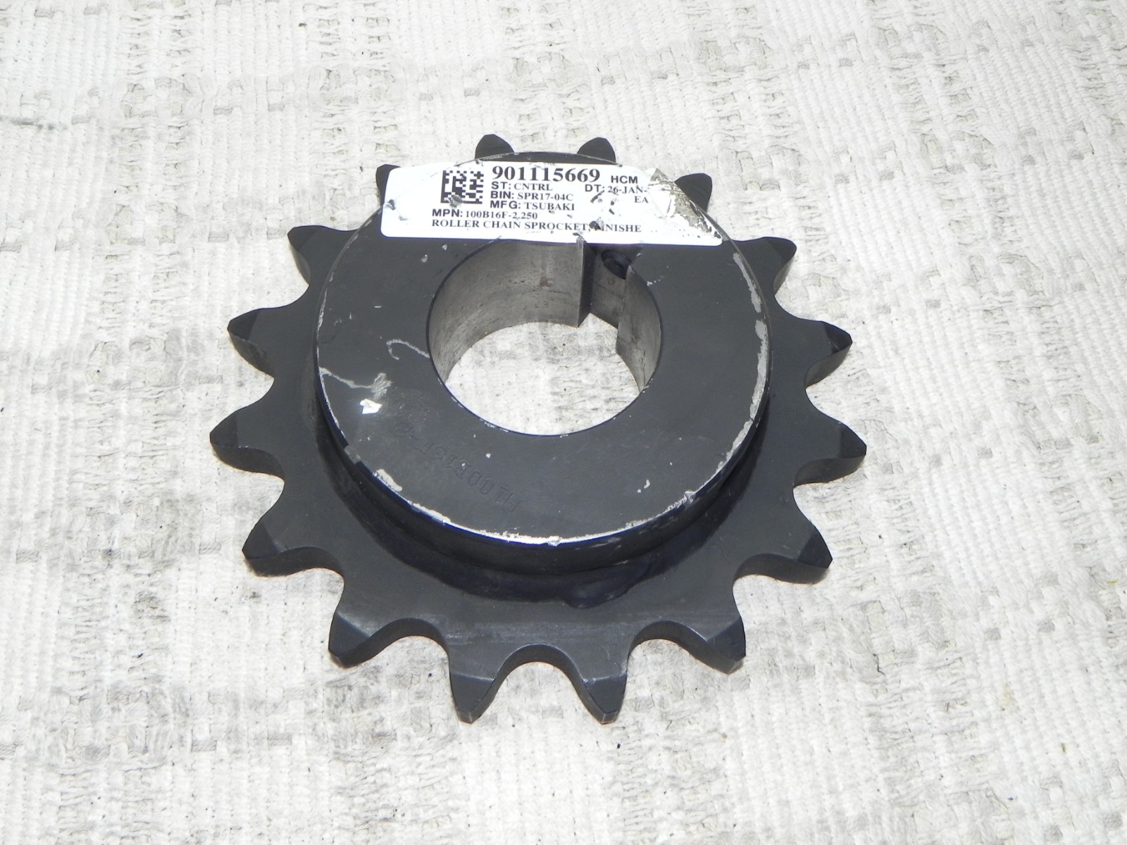 US Tsubaki 100B16F-2-1/4 Sprocket ANSI #100 (1-1/4″ Pitch) 2-1/4″ Bore 16 Teeth