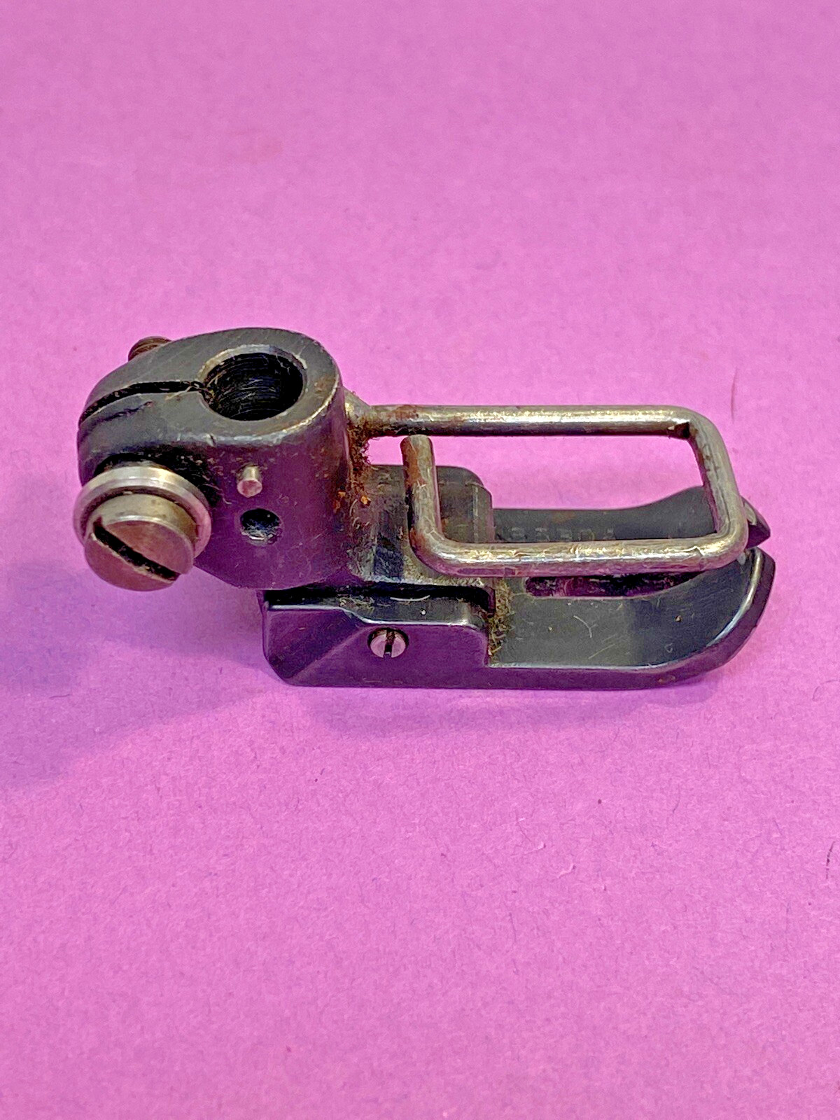 *USED* 6530A-UNION SPECIAL-PRESSER FOOT (none left with the guard) FREE SHIP*