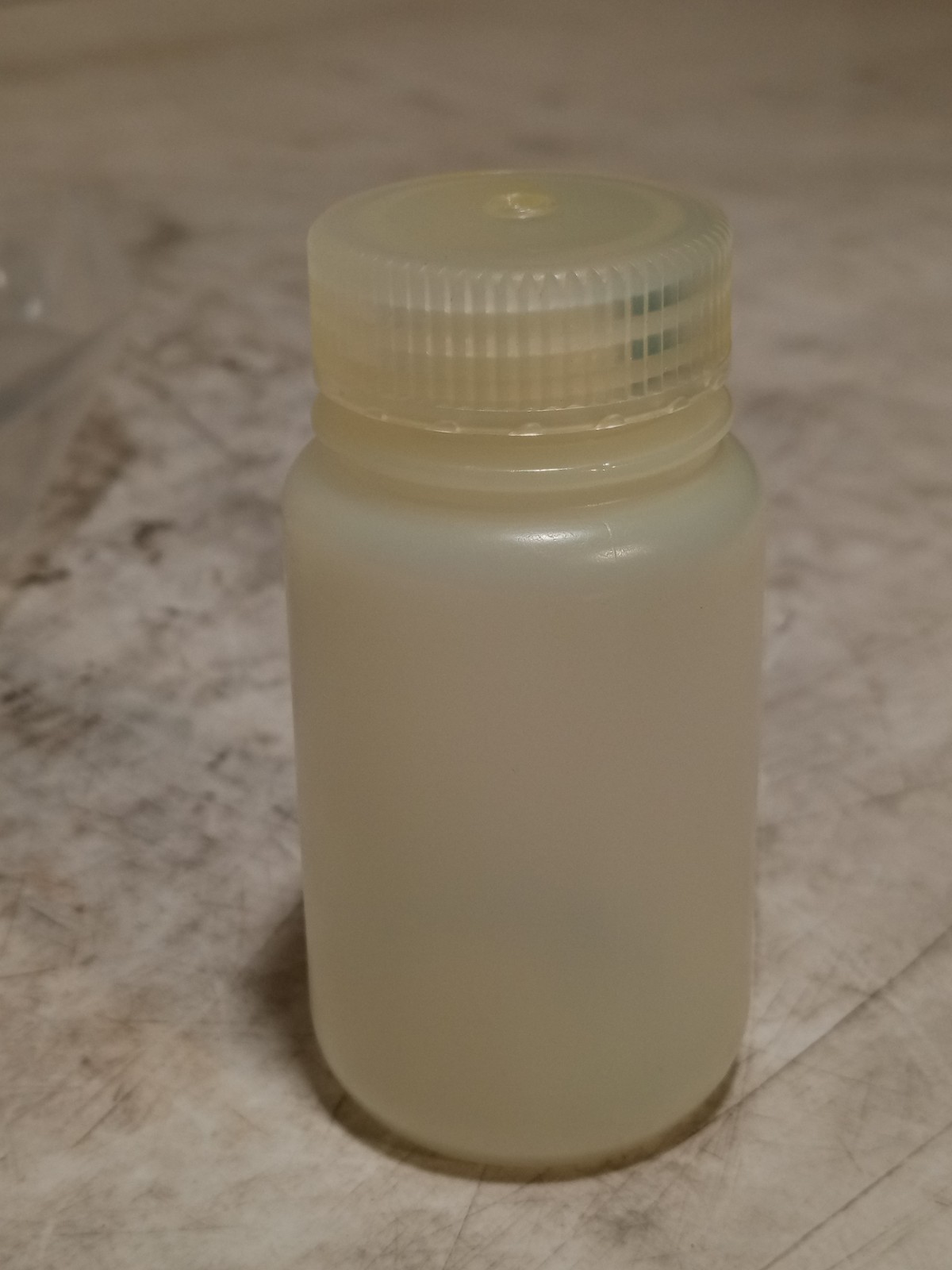 Nalgene Wide Mouth Lab Sample Bottles Lot of 4 Natural Plastic w/ Caps