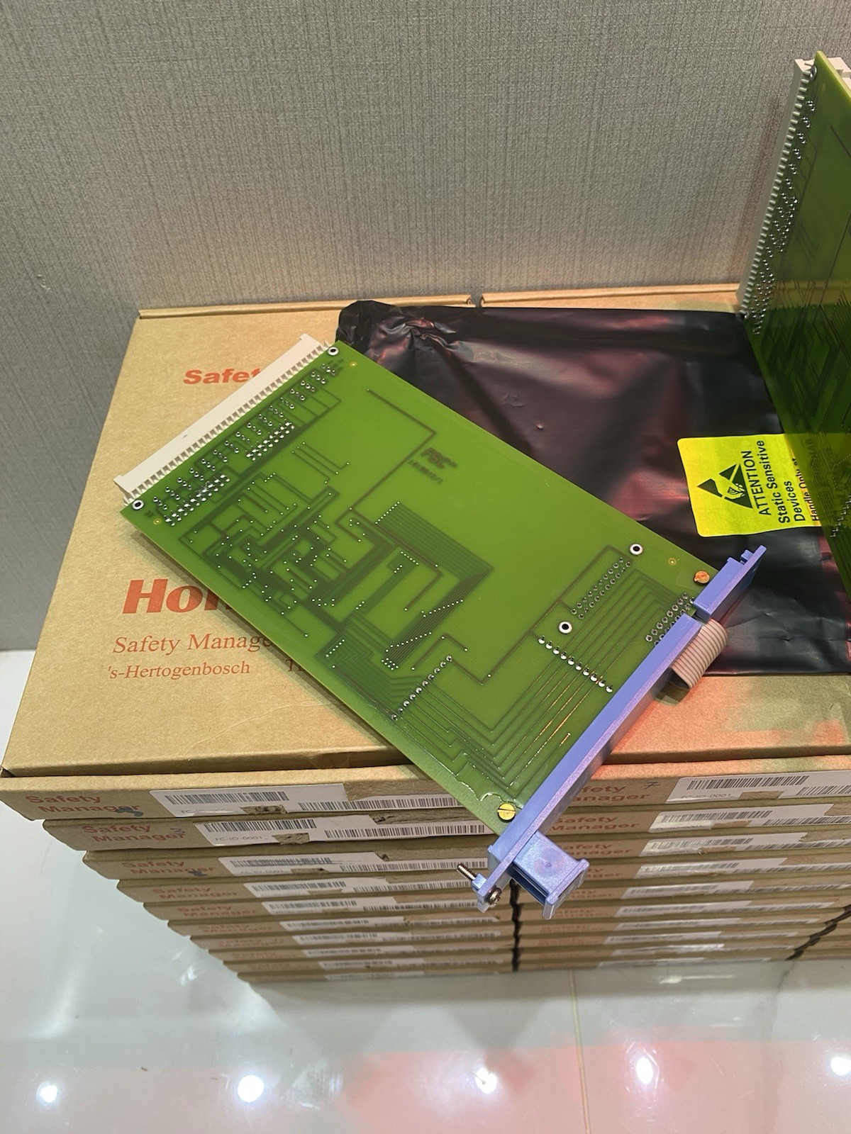 HONEYWELL FC-IO-0001 CC V1.1 EXTENDED MODULE IO-0001