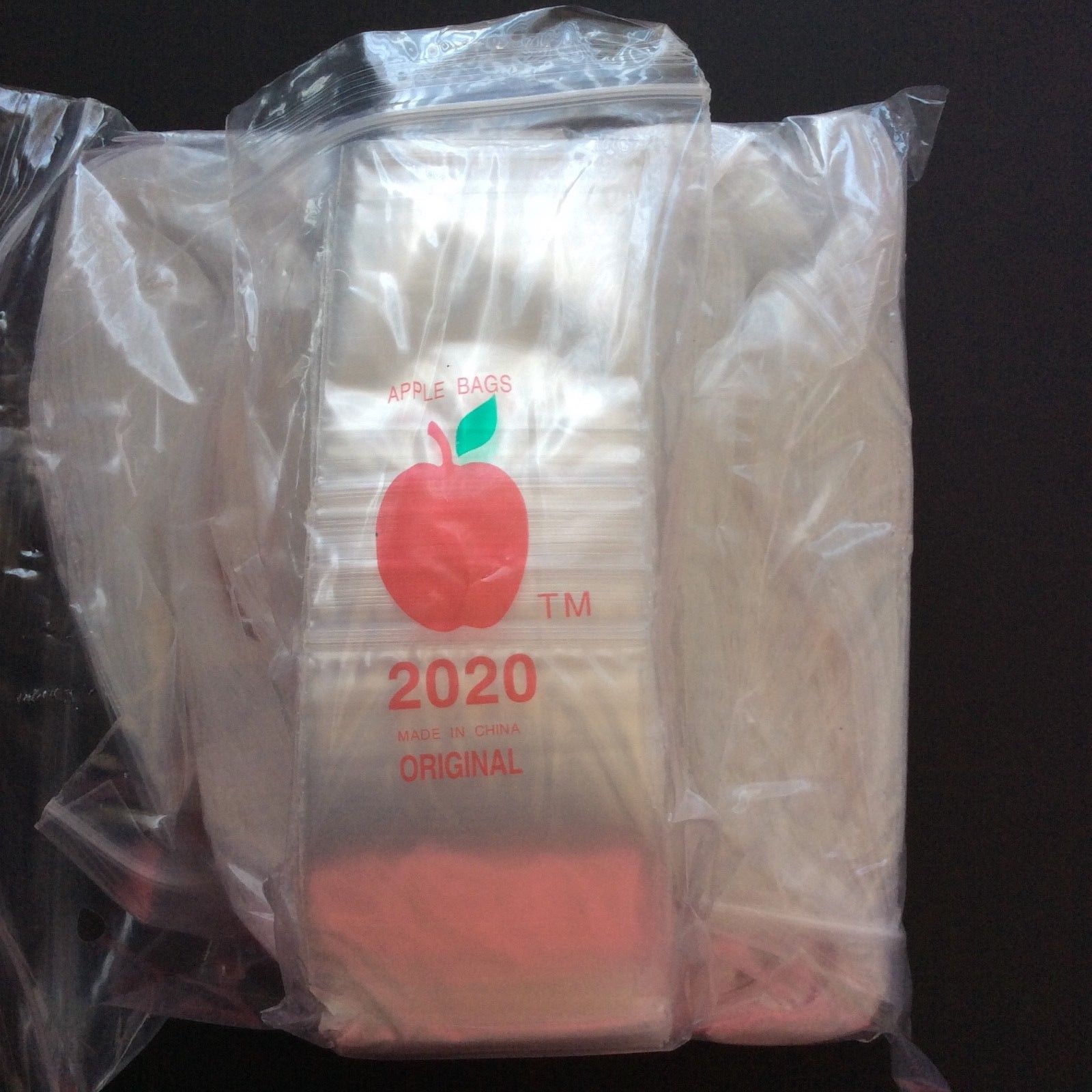 Baggies 2020 size Apple Brand 2″x2″ Bags 2.5mil Liquidation Sale !! (1,000)