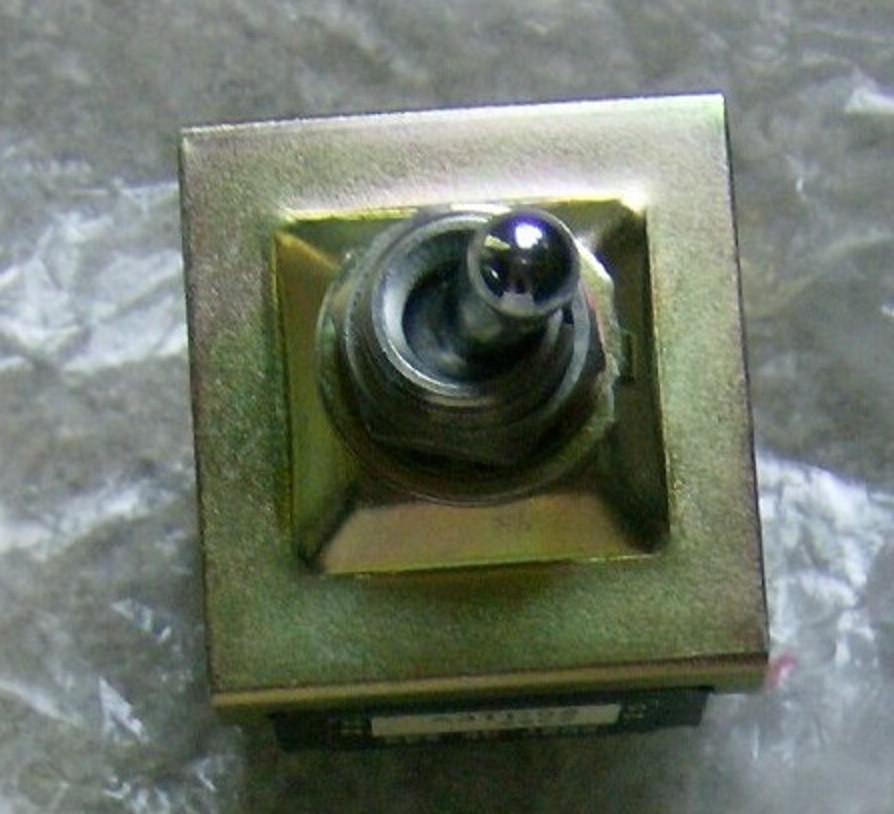 185-4689 ONAN TOGGLE POWER SWITCH NOS 25 amp/125/250V On-ON 8 Terminal GenSet