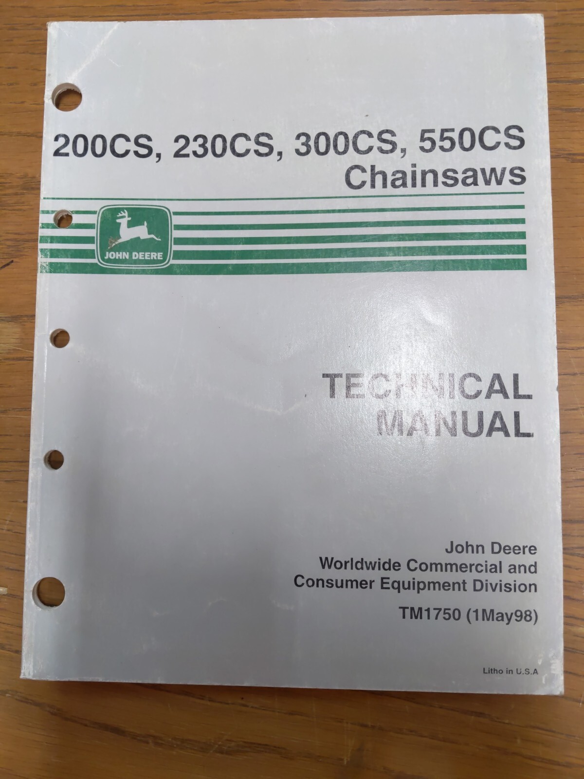 John Deere 200CS,230CS,300CS,550CS Chainsaws Technical Manual, TM1750