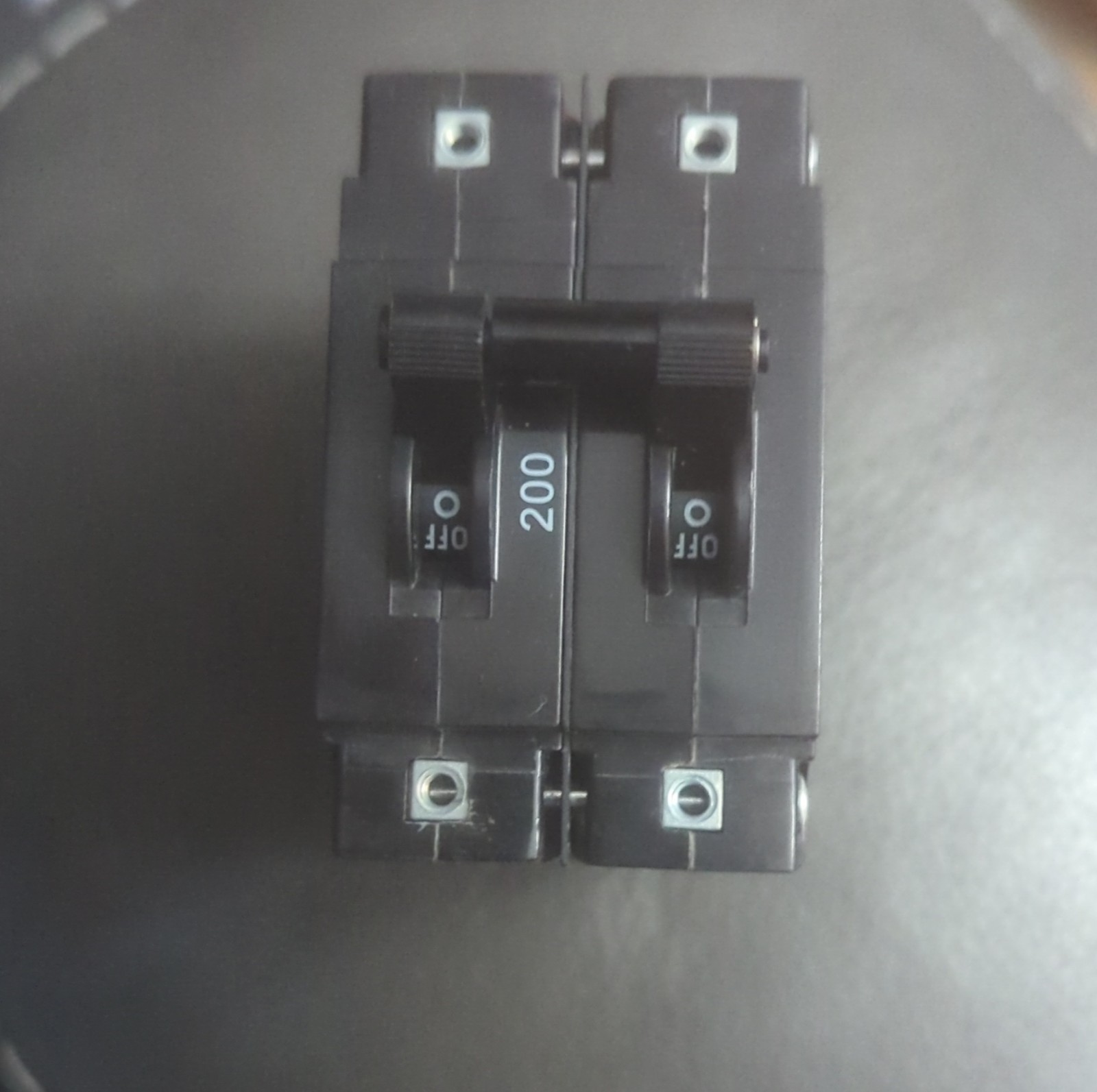 BSB Circuit Breaker 200A 80V 2-Pole Panel Mount B3T1-200.0/80-2Q01