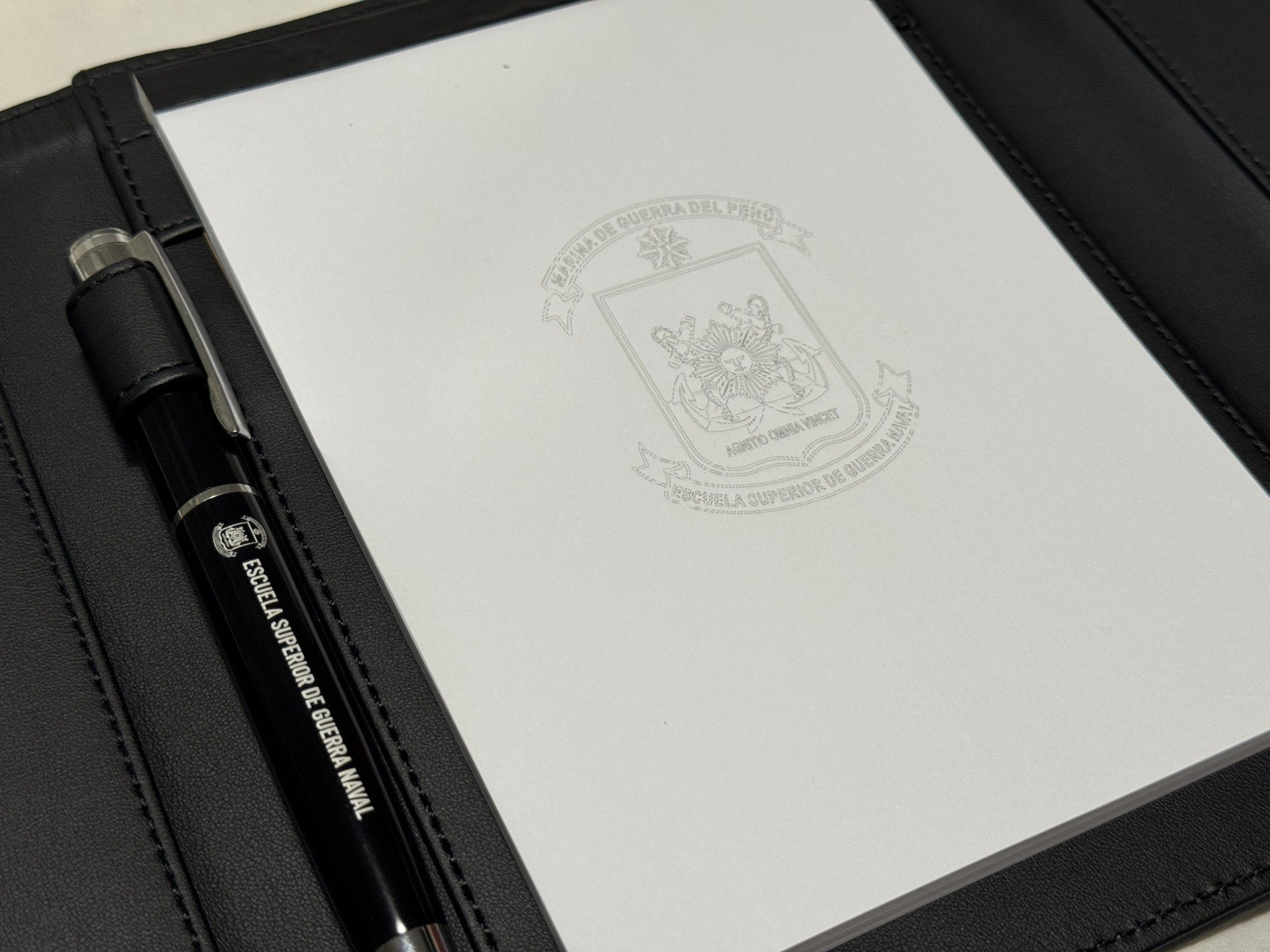 Peruvian Navy Naval War College Official Padfolio