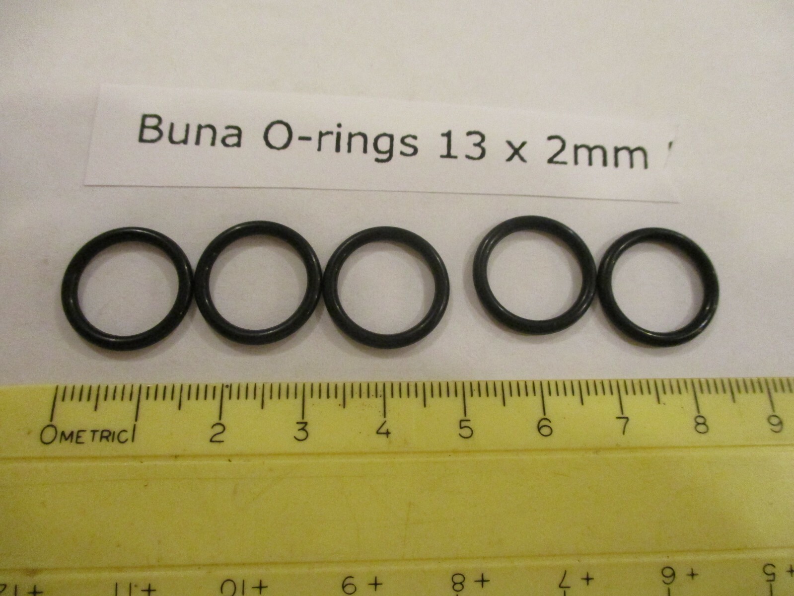 13mm ID x 17mm OD x 2mm thick O-ring. Buna-70. Quan 5.