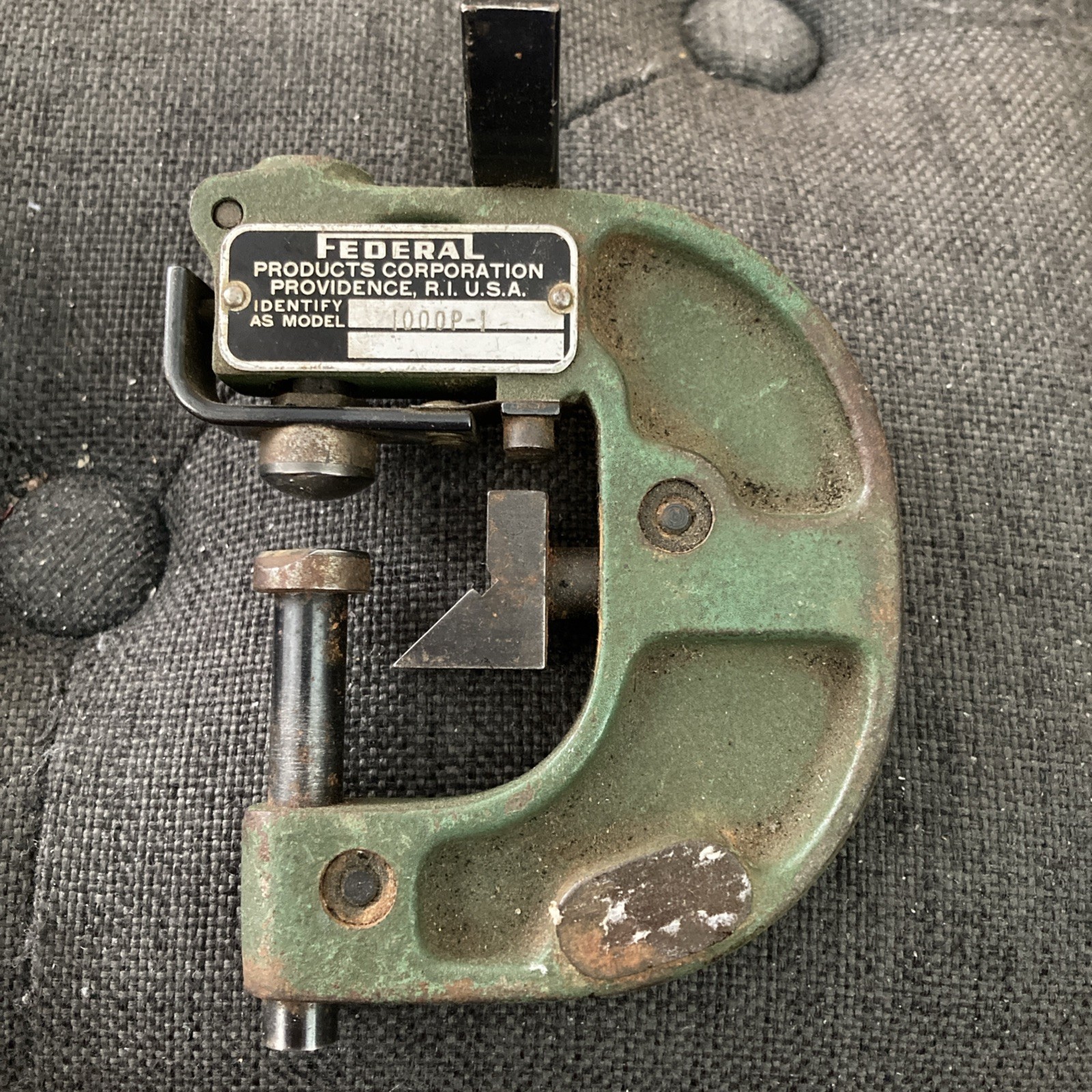Federal Dial Gage Snap Gauge Model No. 1000P-1 Parts Only Incomplete Garage Find