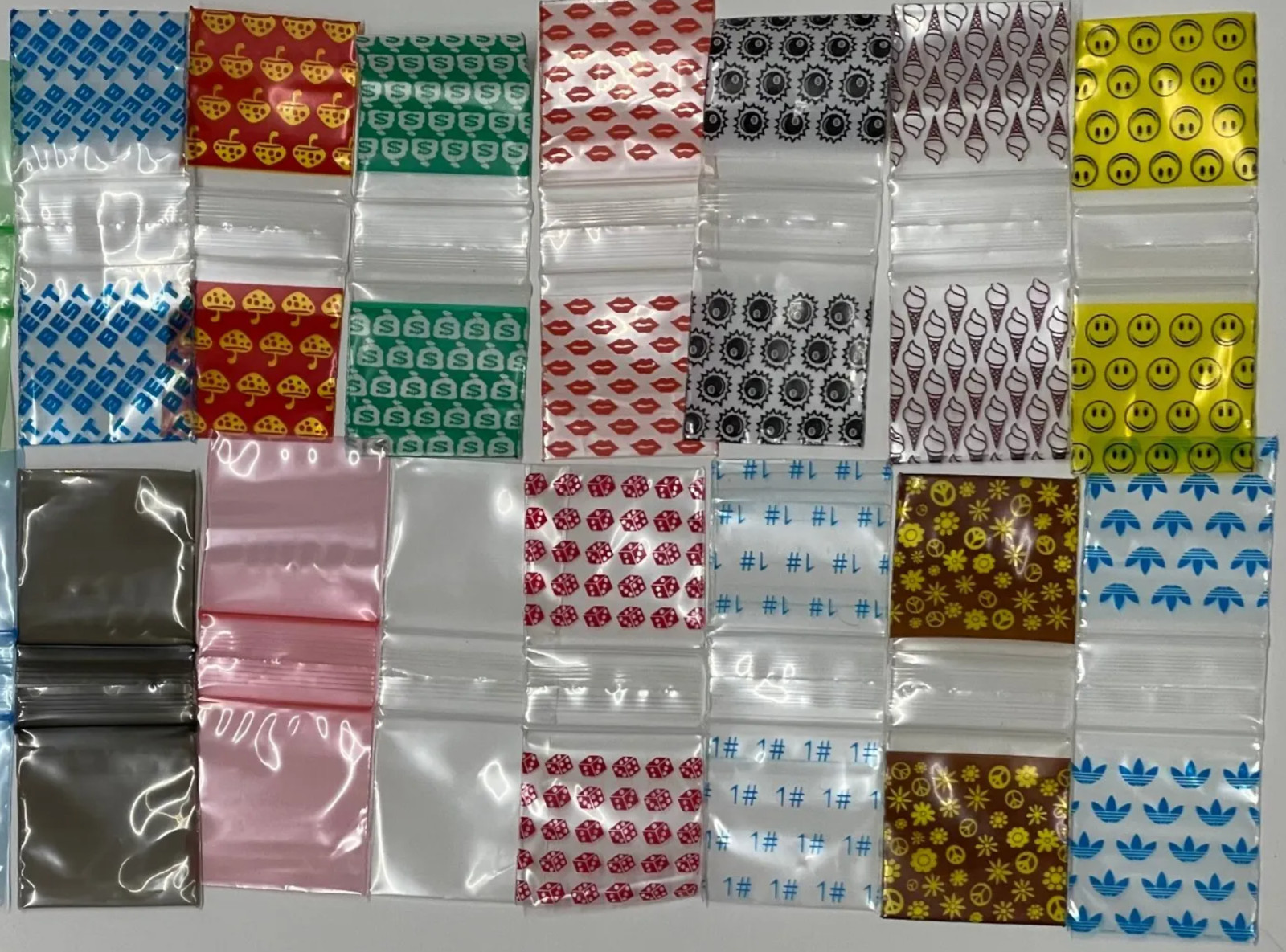 DIME BAGS 1200pcs 1.5″ x 1.5″ WE CHOOSE RANDOM MIX! (12 packs x 100)