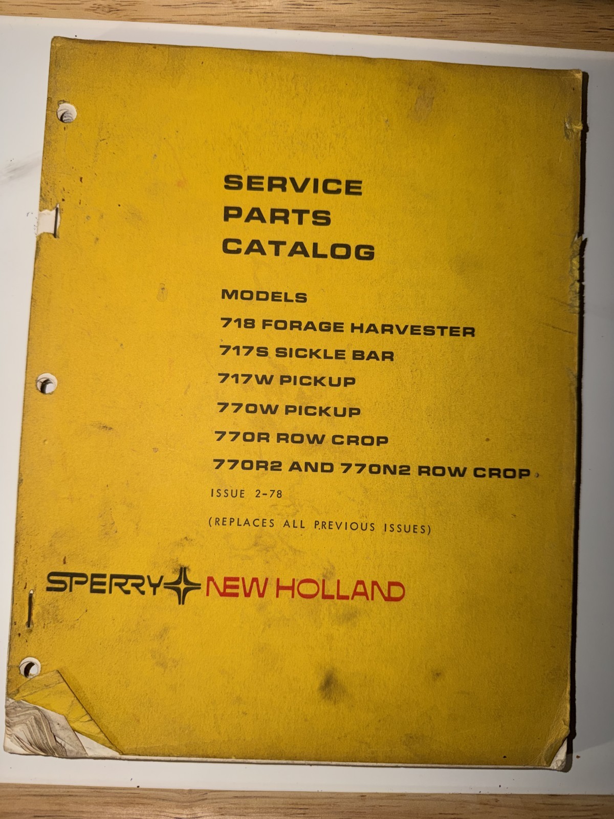 New Holland 718, 717w, 717S, 770w, 770R, 770R2, Service Operators Manual 1978