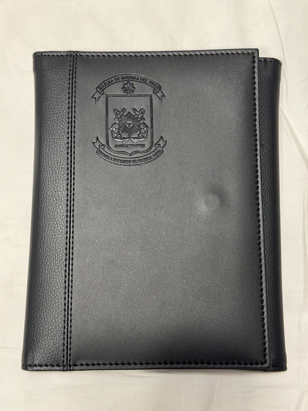 Peruvian Navy Naval War College Official Padfolio