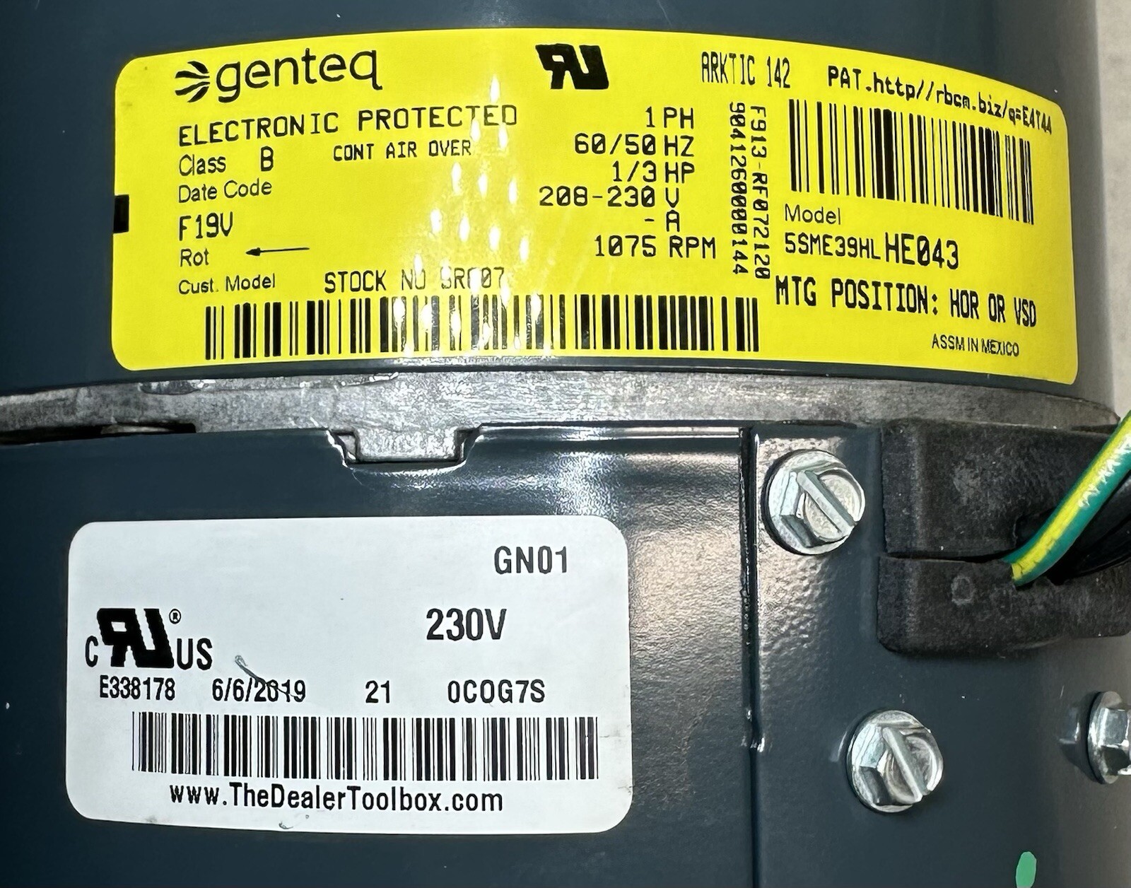NEW Genteq 5R007 Condenser Fan Motor 1/3 HP, 208-230 Volts, 1075 RPM