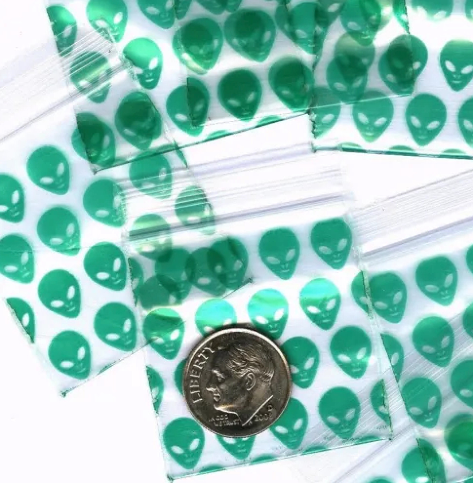 DIME BAGS 1200pcs 1.5″ x 1.5″ WE CHOOSE RANDOM MIX! (12 packs x 100)