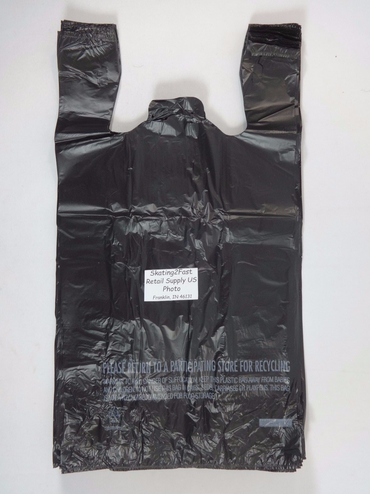 200 Qty. GRACIAS Plastic T-Shirt Bags 1/6 Black with Handles 11.5″ x 6.5″ x 22″