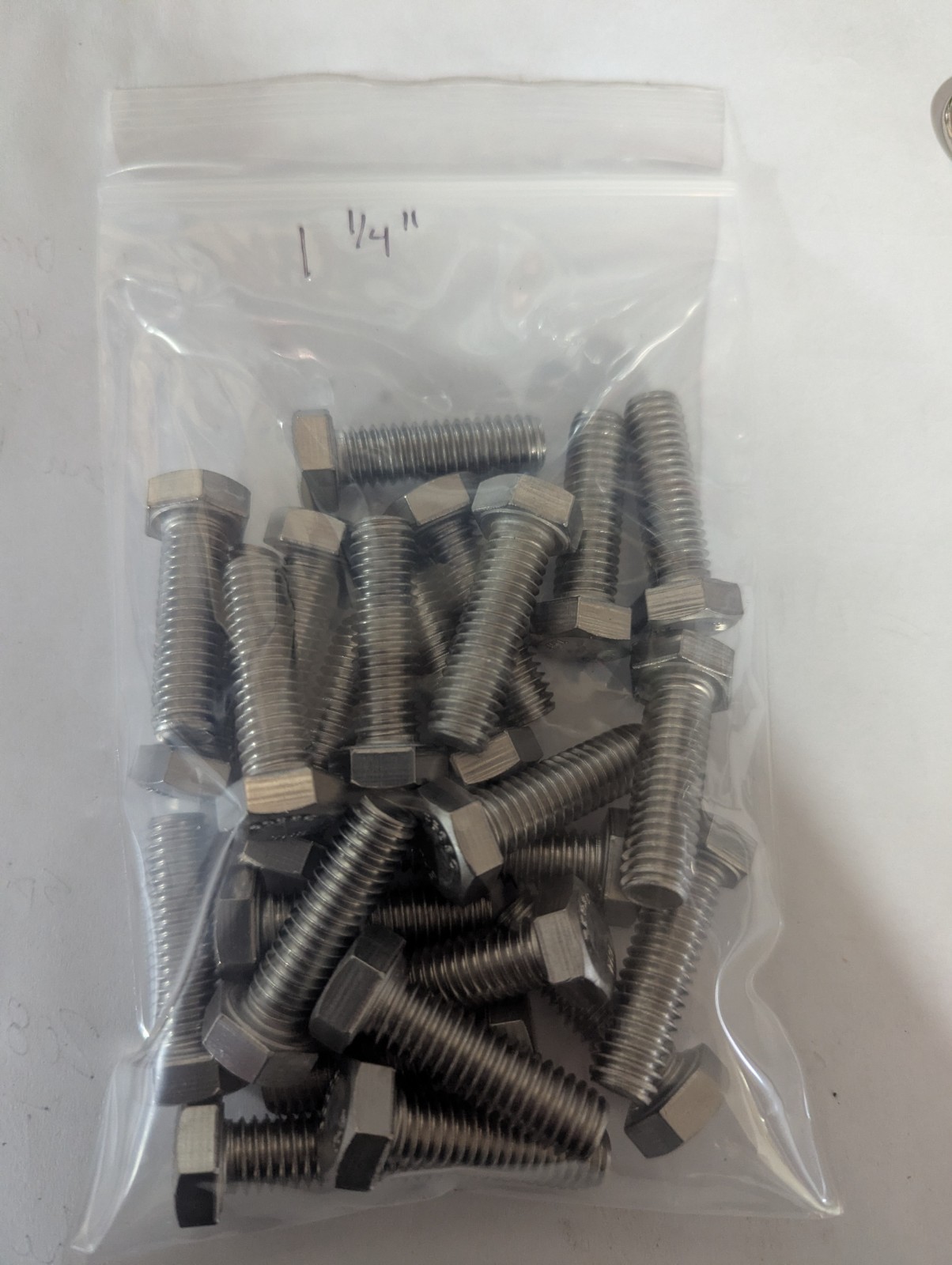 3/8-16 x 1-1/4″ Stainless Steel Hex Cap Screw / Bolt (BAG of 25)