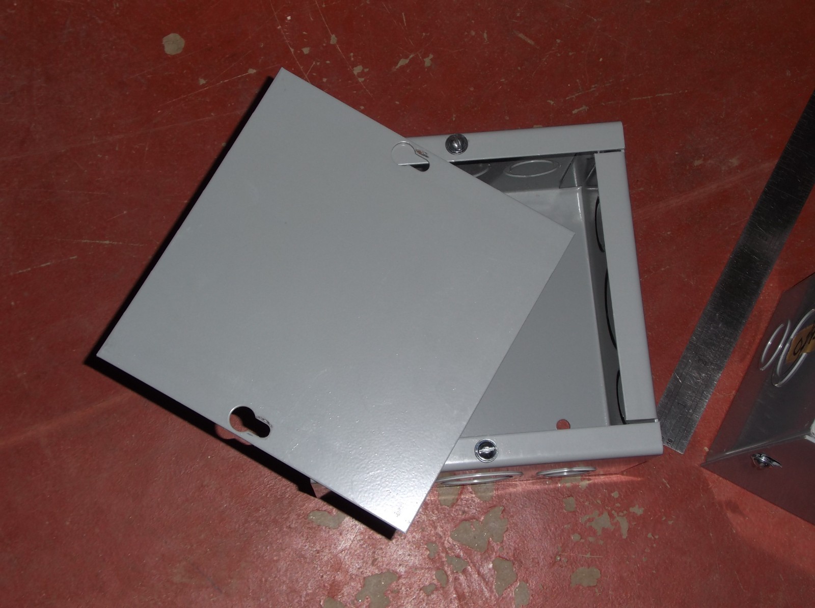 Qty. 12 Square Gray Steel Box 6x6x4” Indoor J&P Box 6″x6″x4″ 6 x 6 x 4 in.
