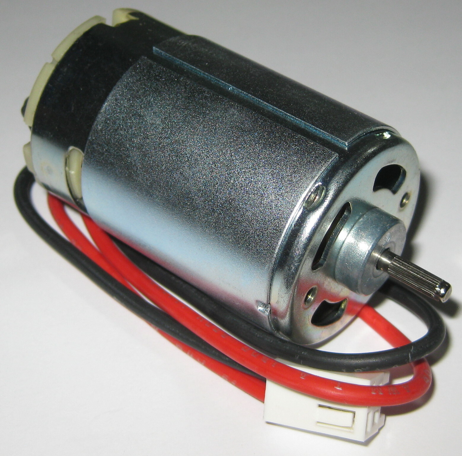 24 V – 1800 RPM – Slow Speed Electric DC Motor w/ Cable + Connector – High TQ