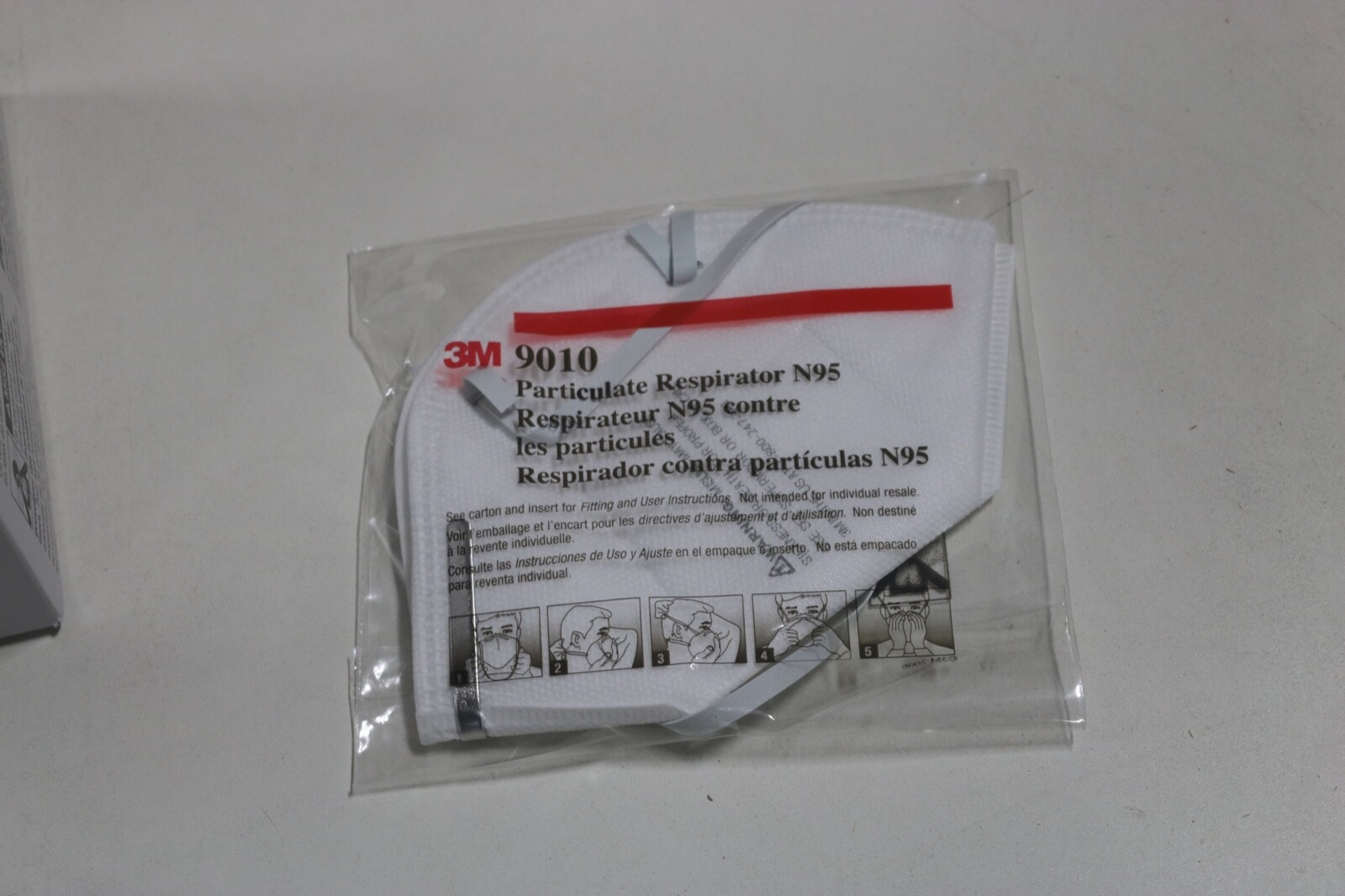3M 9010 Box of 50 Individually Sealed Packs, Brand New MASK N95