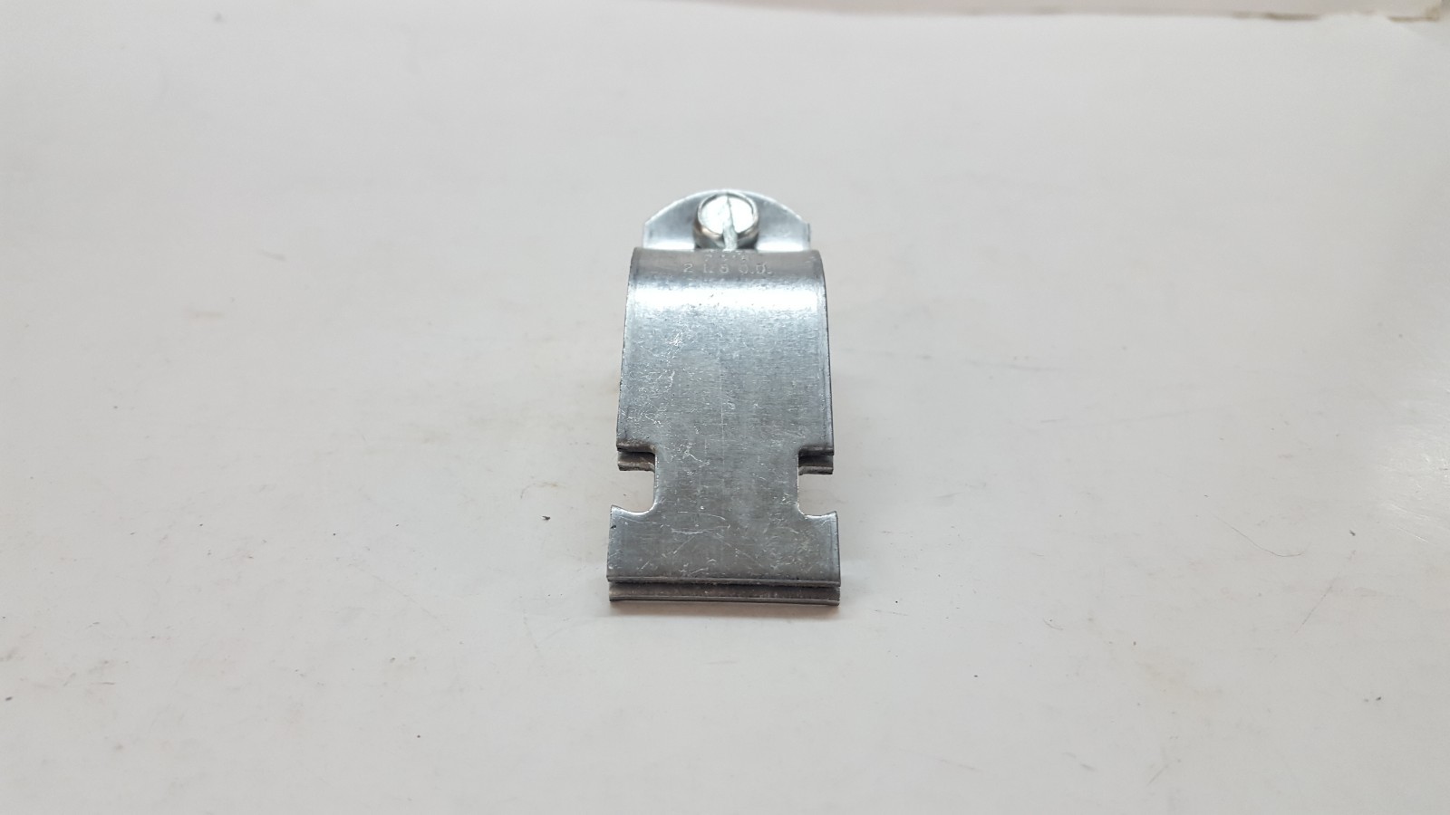 Bx/50 PHD Manufacturing Inc 2416, S2416AEG O.D. Strut Clamp 2 1/8″