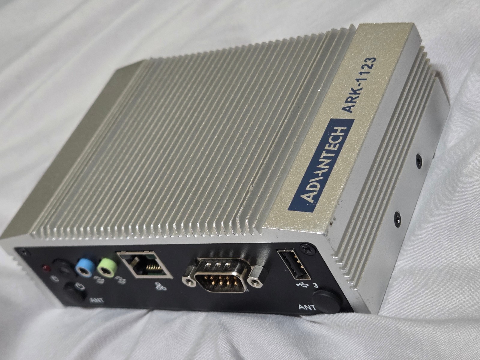 Advantech ARK-1123H Industrial Fanless PC Tested for LinuxCNC ARK1123H ARK 1123H