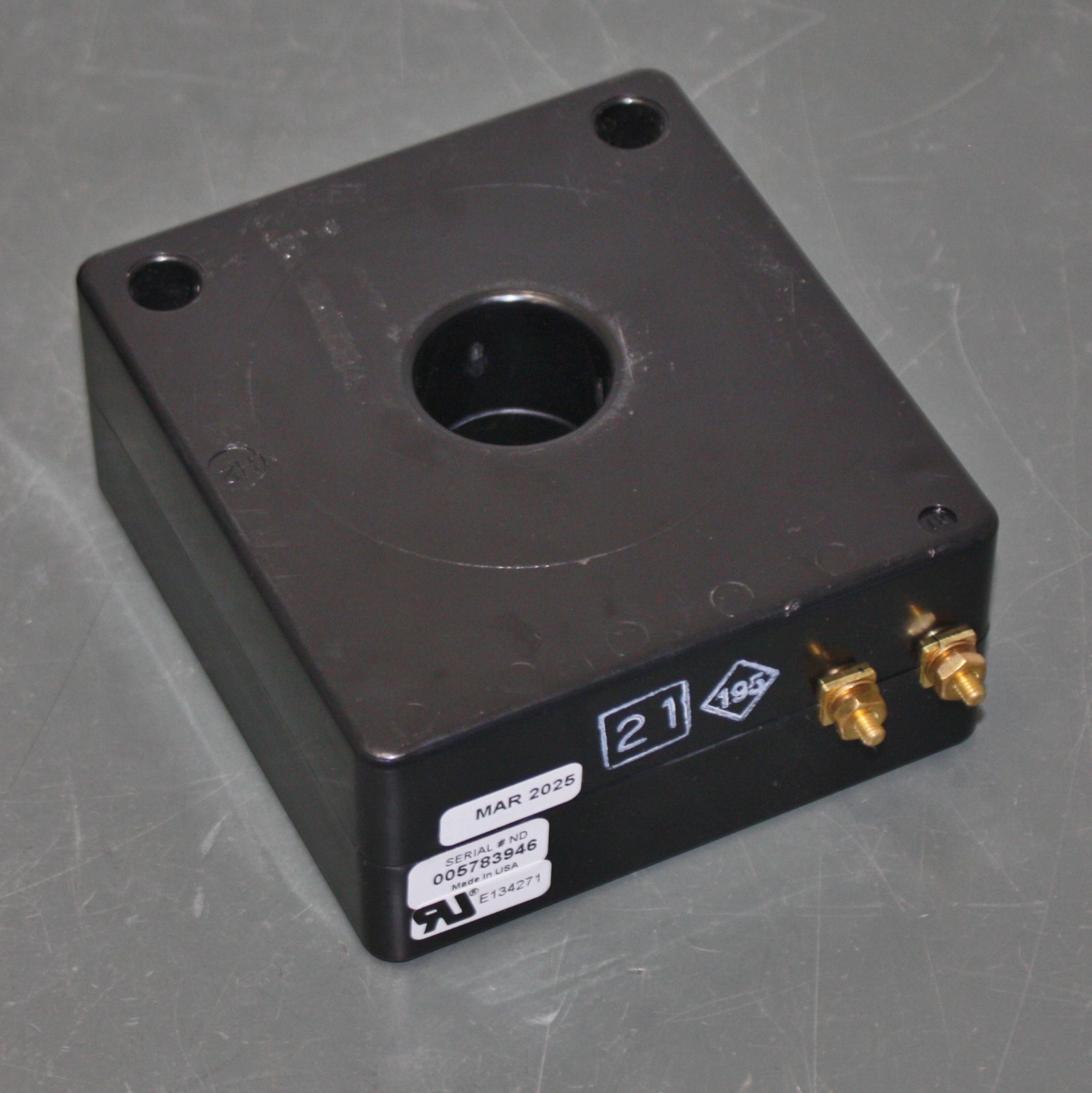 Ohio Semtronics Current Transformer 12977, 300:5, Class 0.3 B0.9, C20, 600V