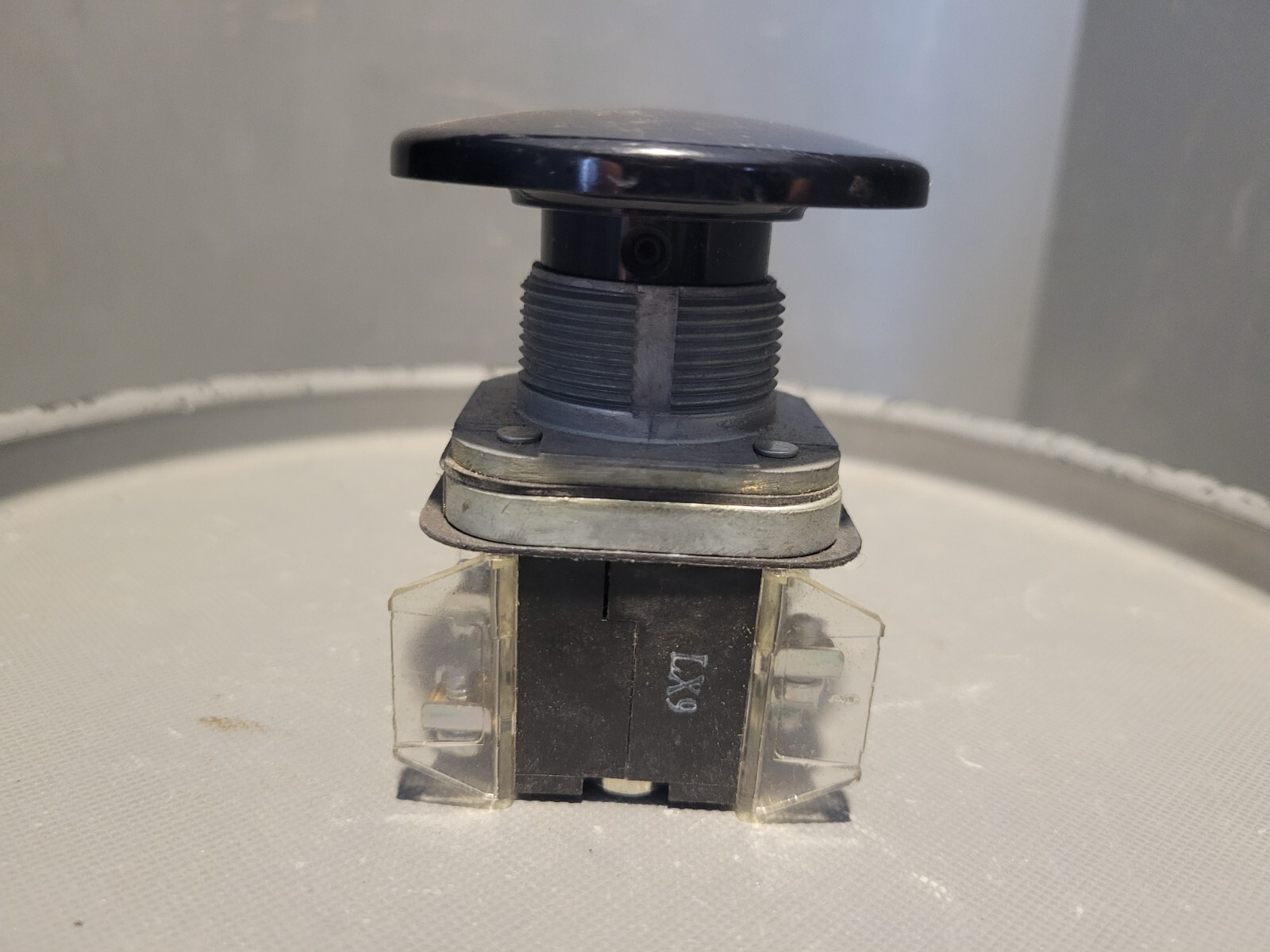 Allen Bradley Mushroom Head Pushbutton, Black, Series T, 800T-D