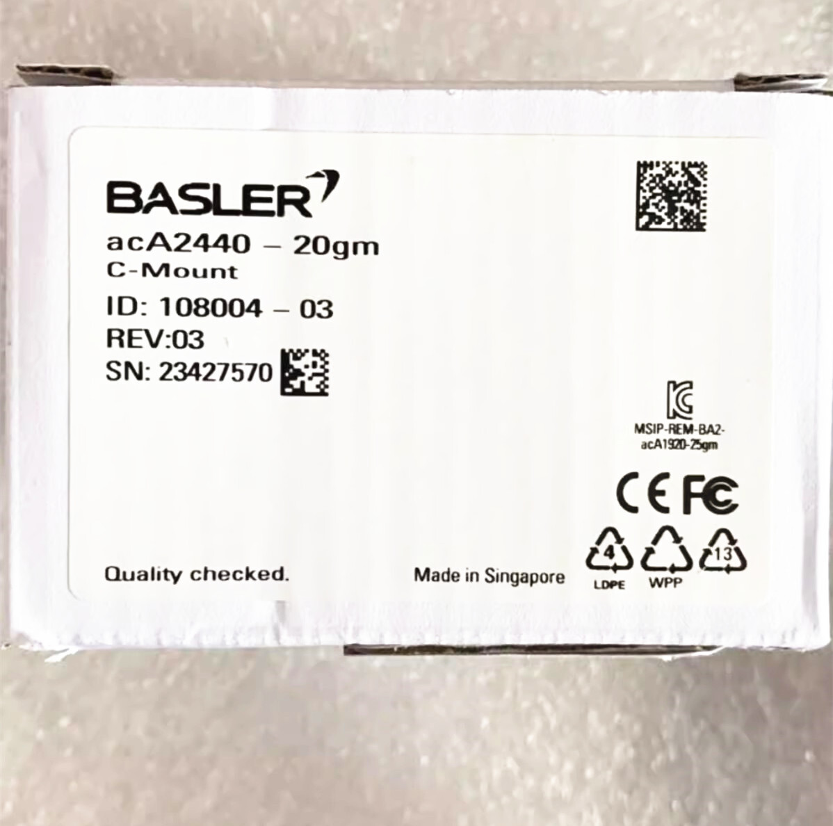 BASLER acA2440-20gm acA244020gm Industrial Camera Expeidted Shipping NEW