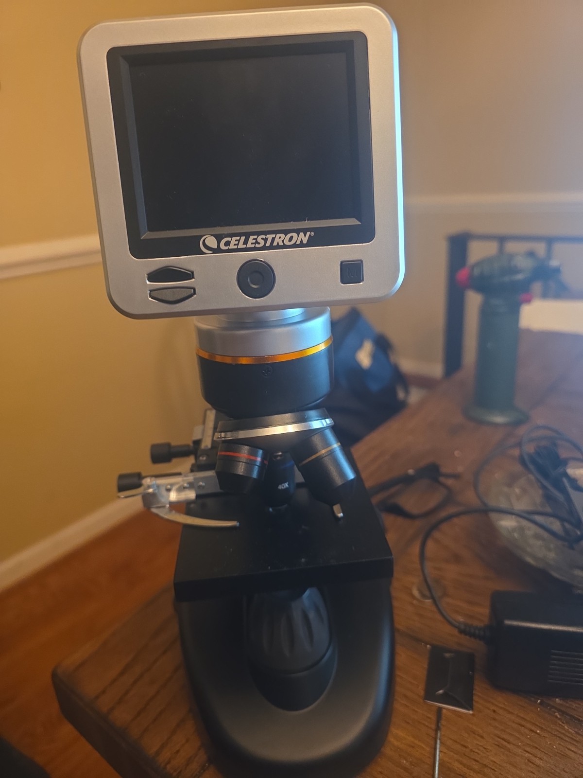 Celestron LCD Deluxe Digital Microscope II * all accessorie including carry case