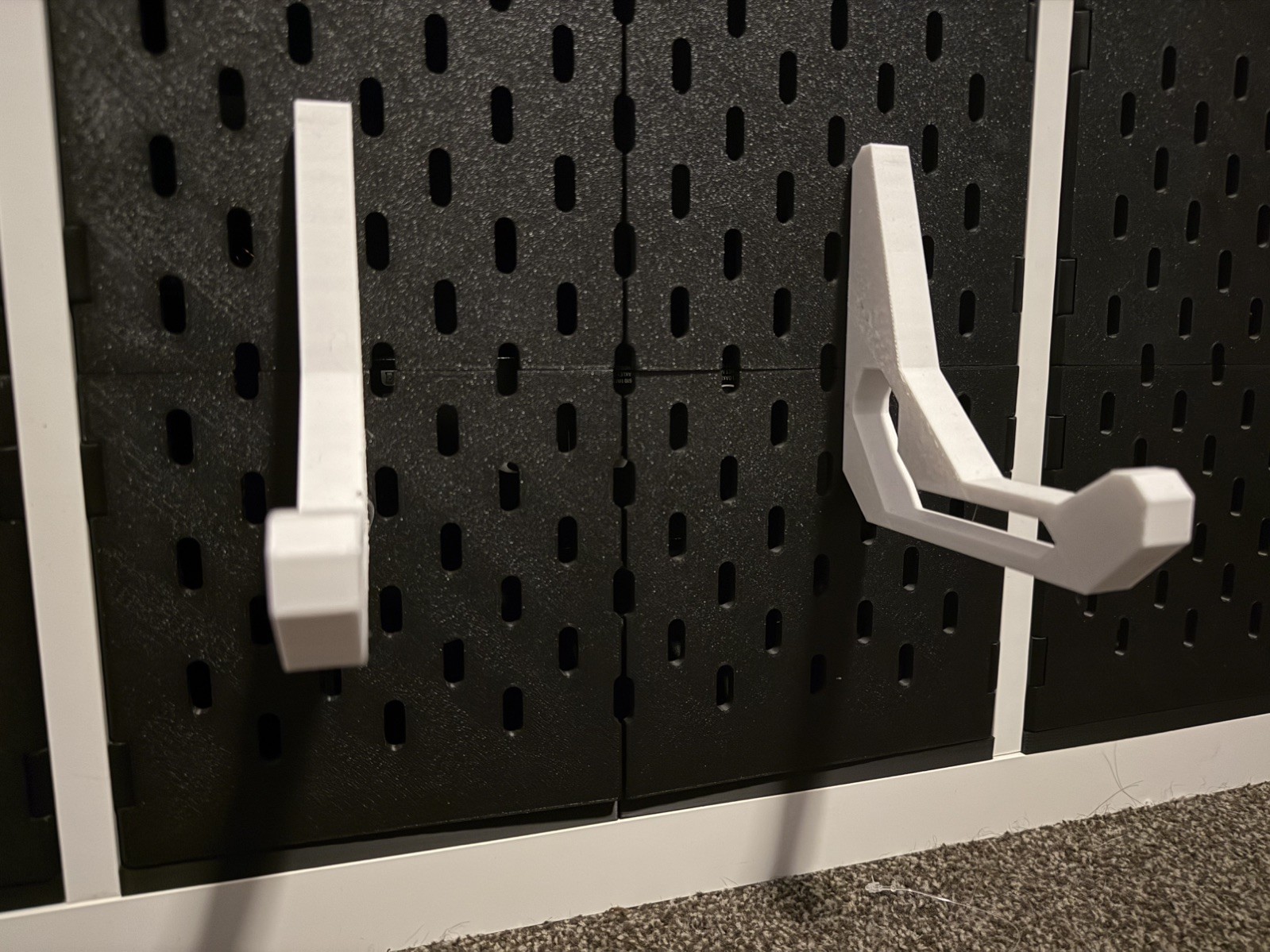 Keyboard Mount Built For IKEA Skadis Pegboard White Or Black.