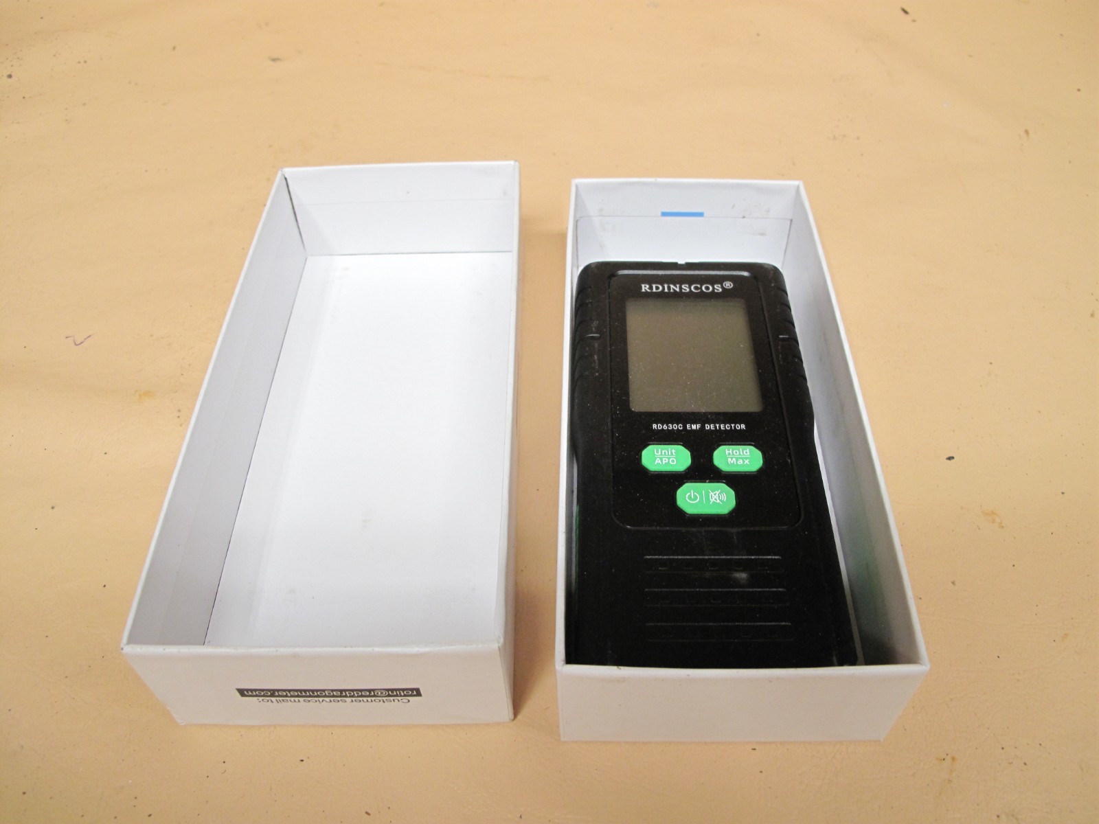 Rdinscos emf detector detect 3 types of electromagnetic radiation field