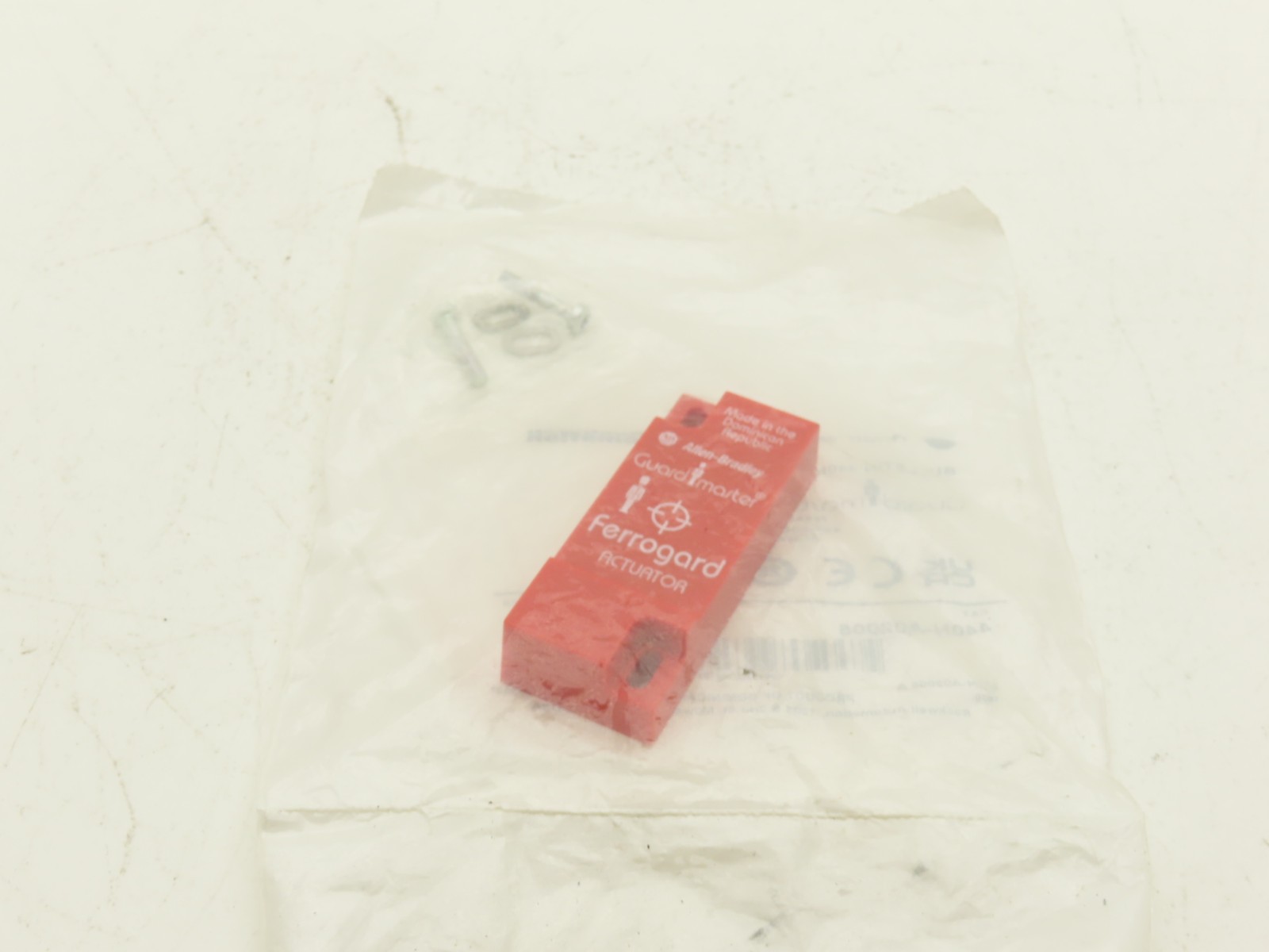 Allen Bradley 440N-A02005 Guardmaster Ferroguard Safety Switch Actuator Ser A