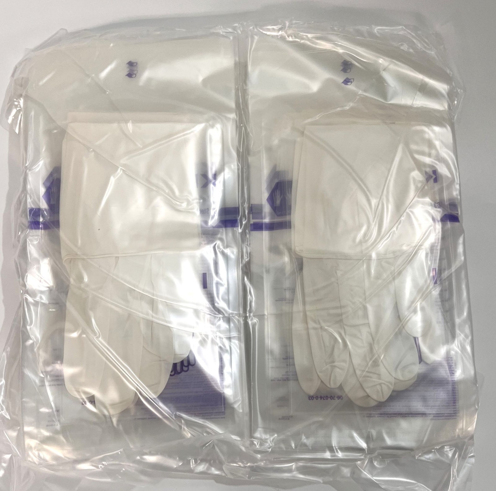 Kimtech G3 12″ Sterile Nitrile Gloves, White, Size 7.5 Exp 7/2029 (Pack of 20)