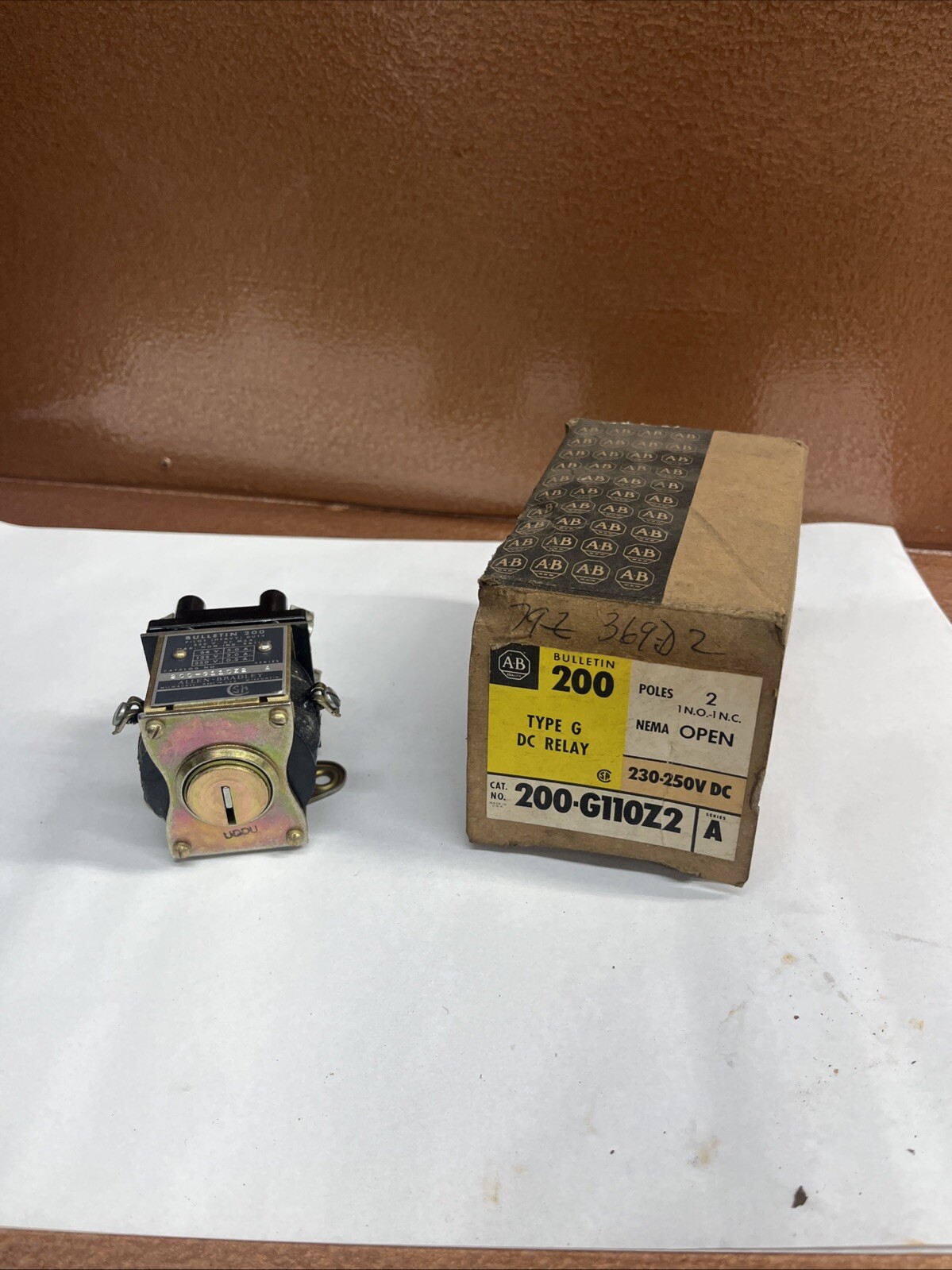 Allen-Bradley 200-G110Z2 TYPE G DC RELAY