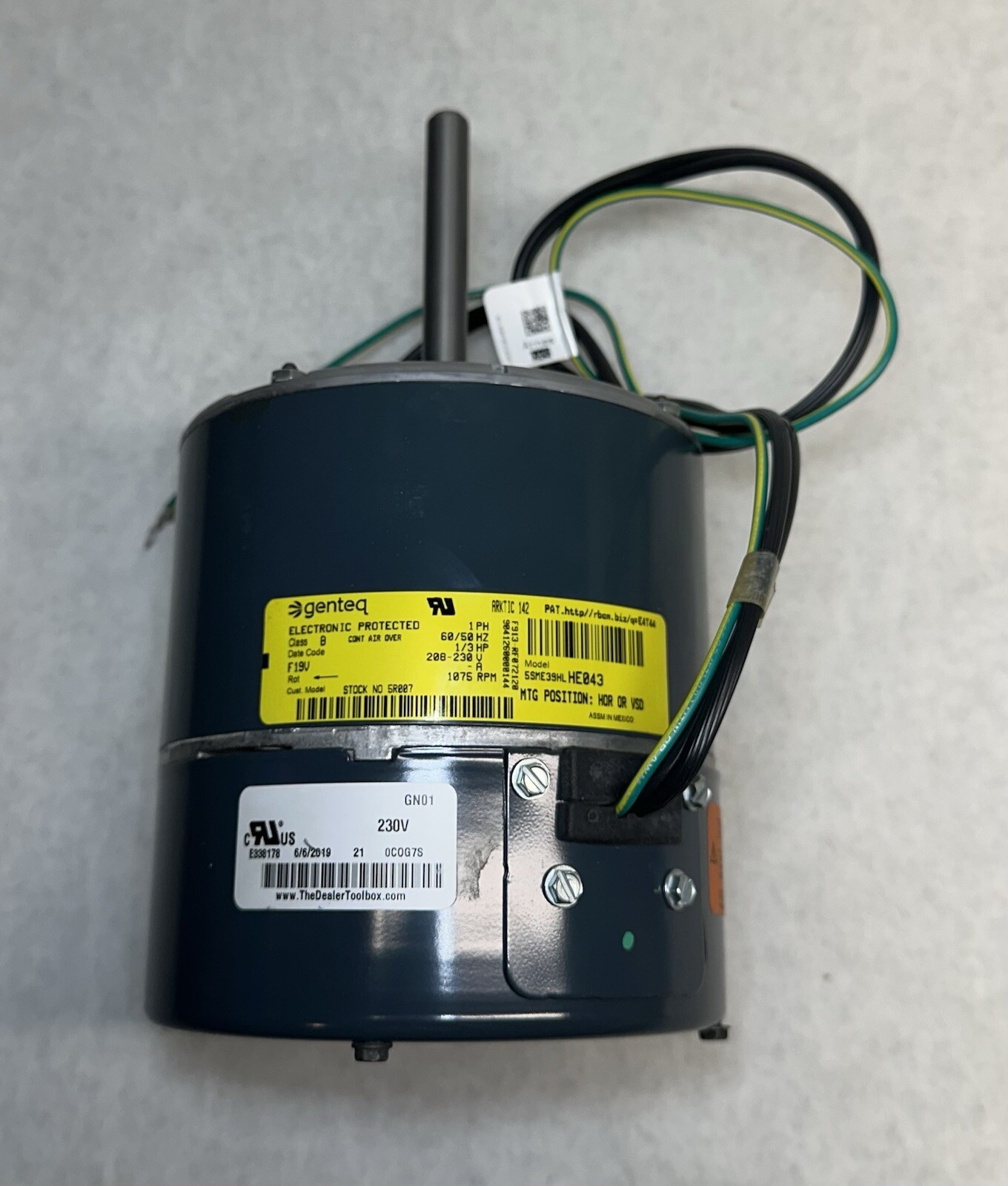 NEW Genteq 5R007 Condenser Fan Motor 1/3 HP, 208-230 Volts, 1075 RPM